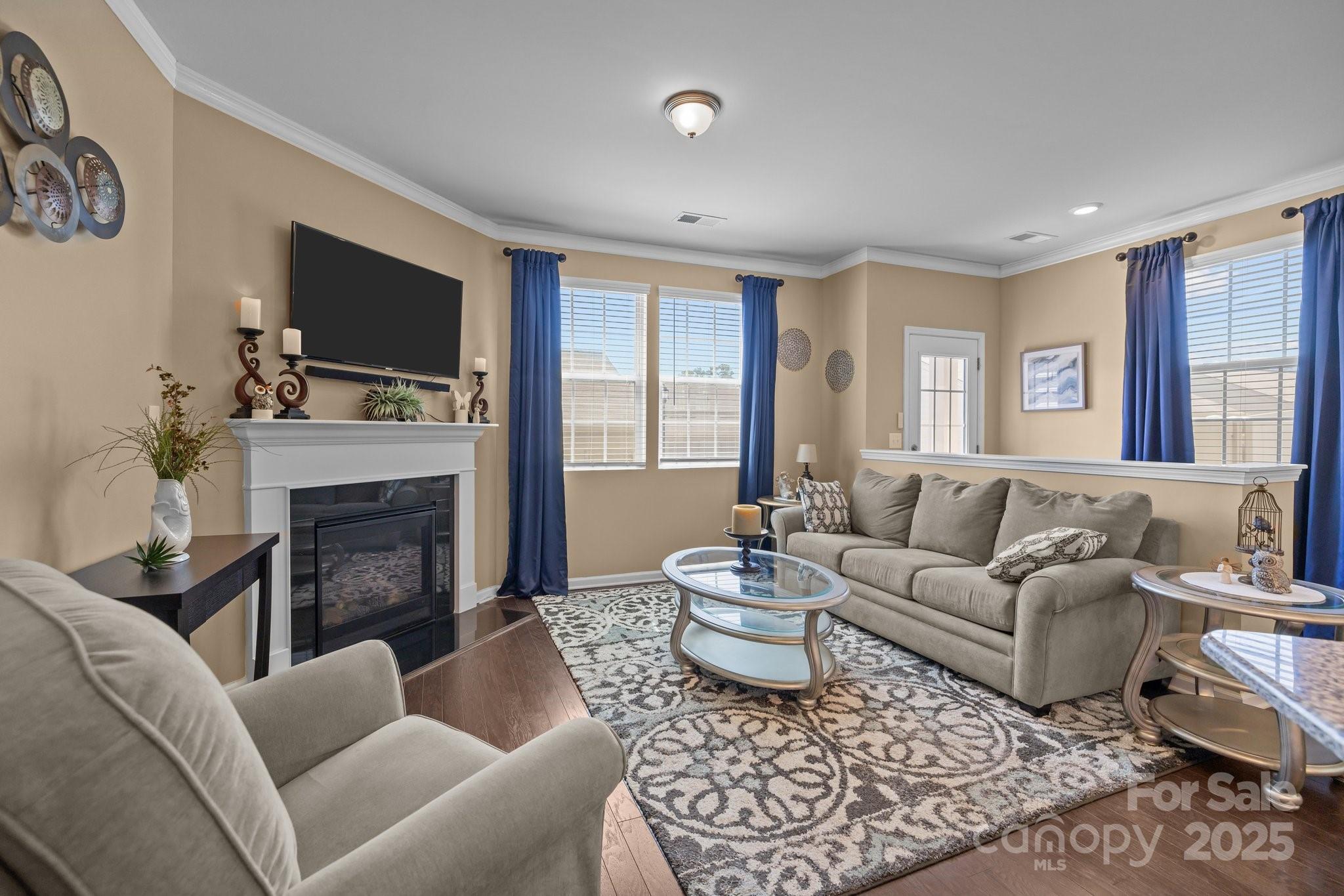 8145 English Clover Lane
