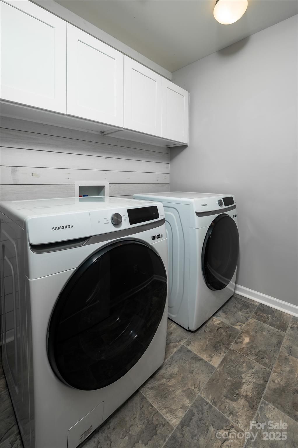 1090 River Haven Avenue SW Unit: 61