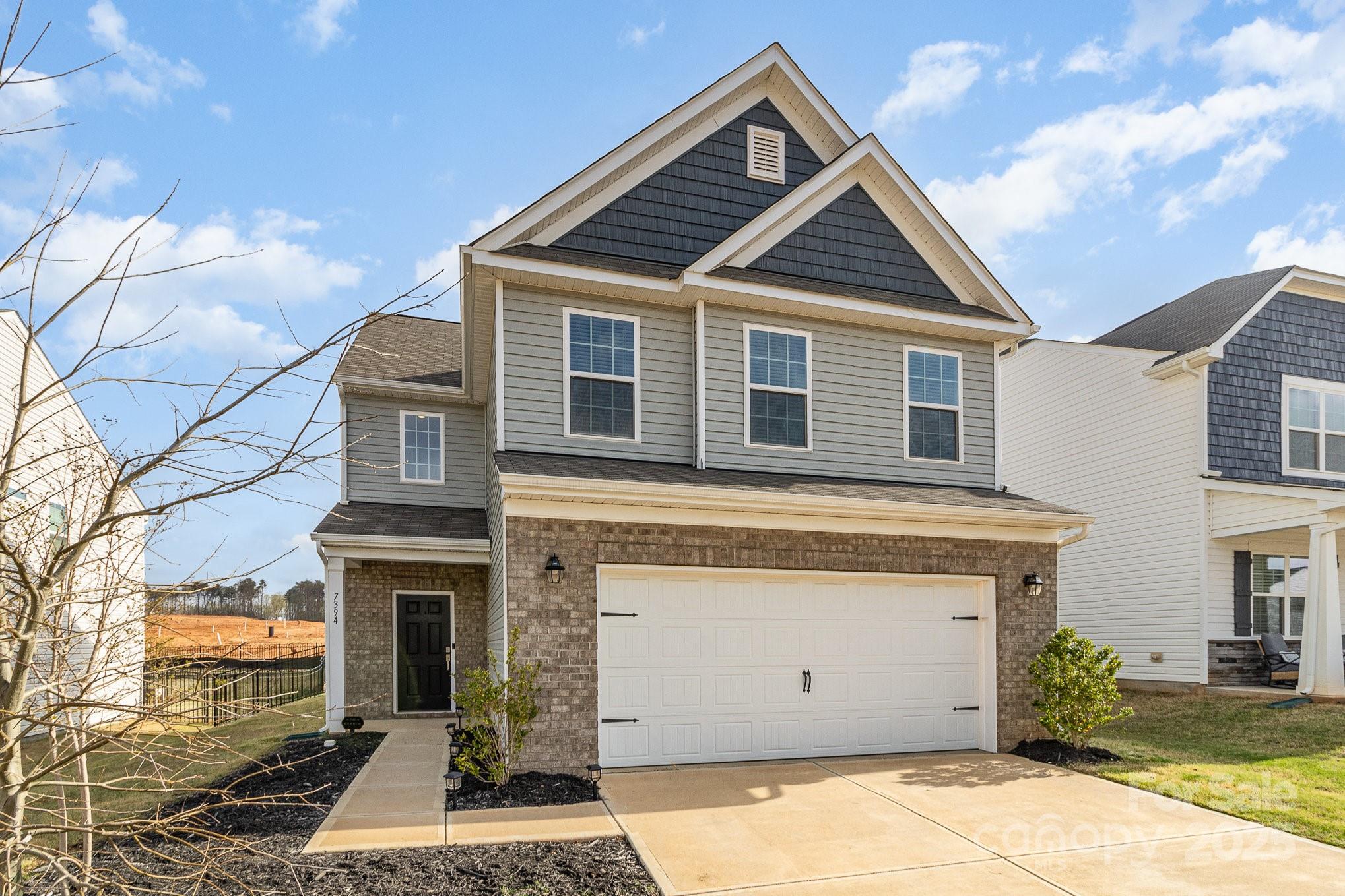7394 Echoing Hills Lane