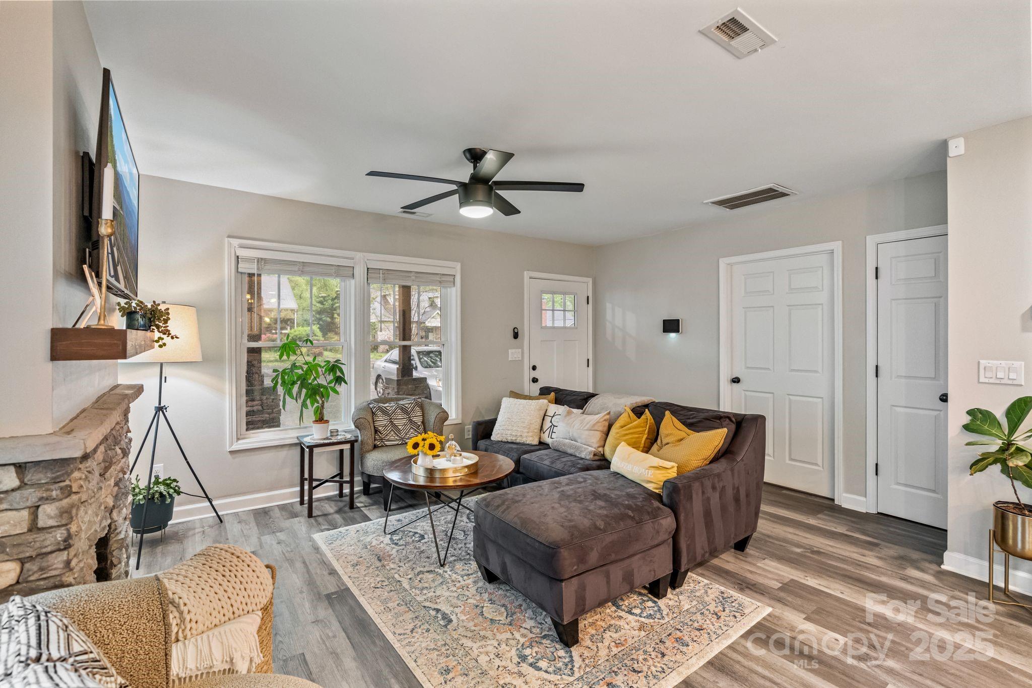 2117 Camp Greene Street