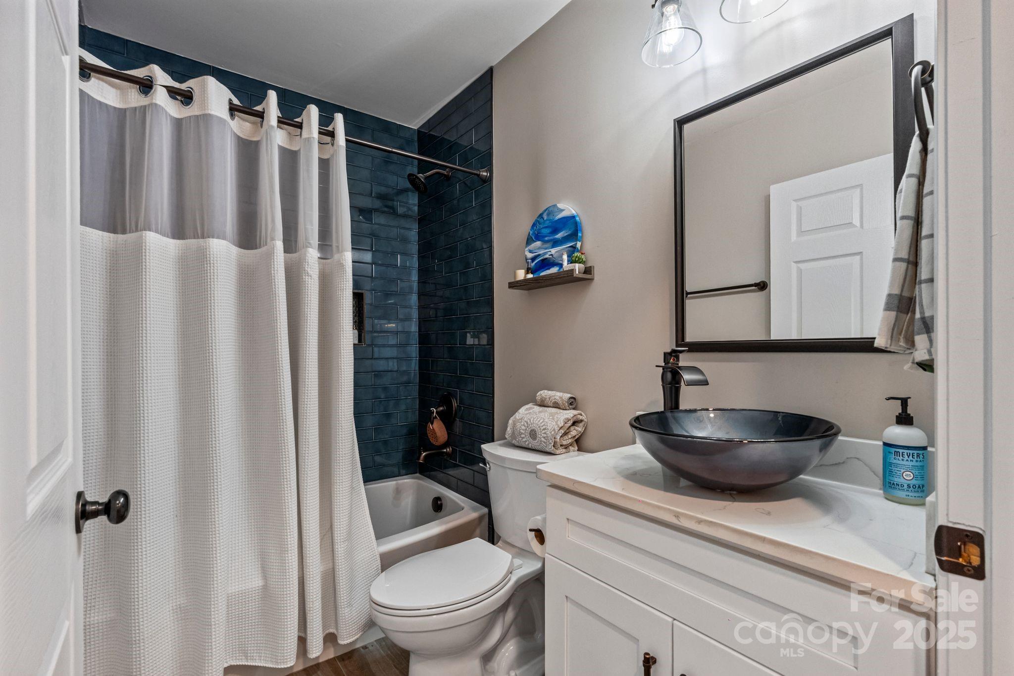 2117 Camp Greene Street