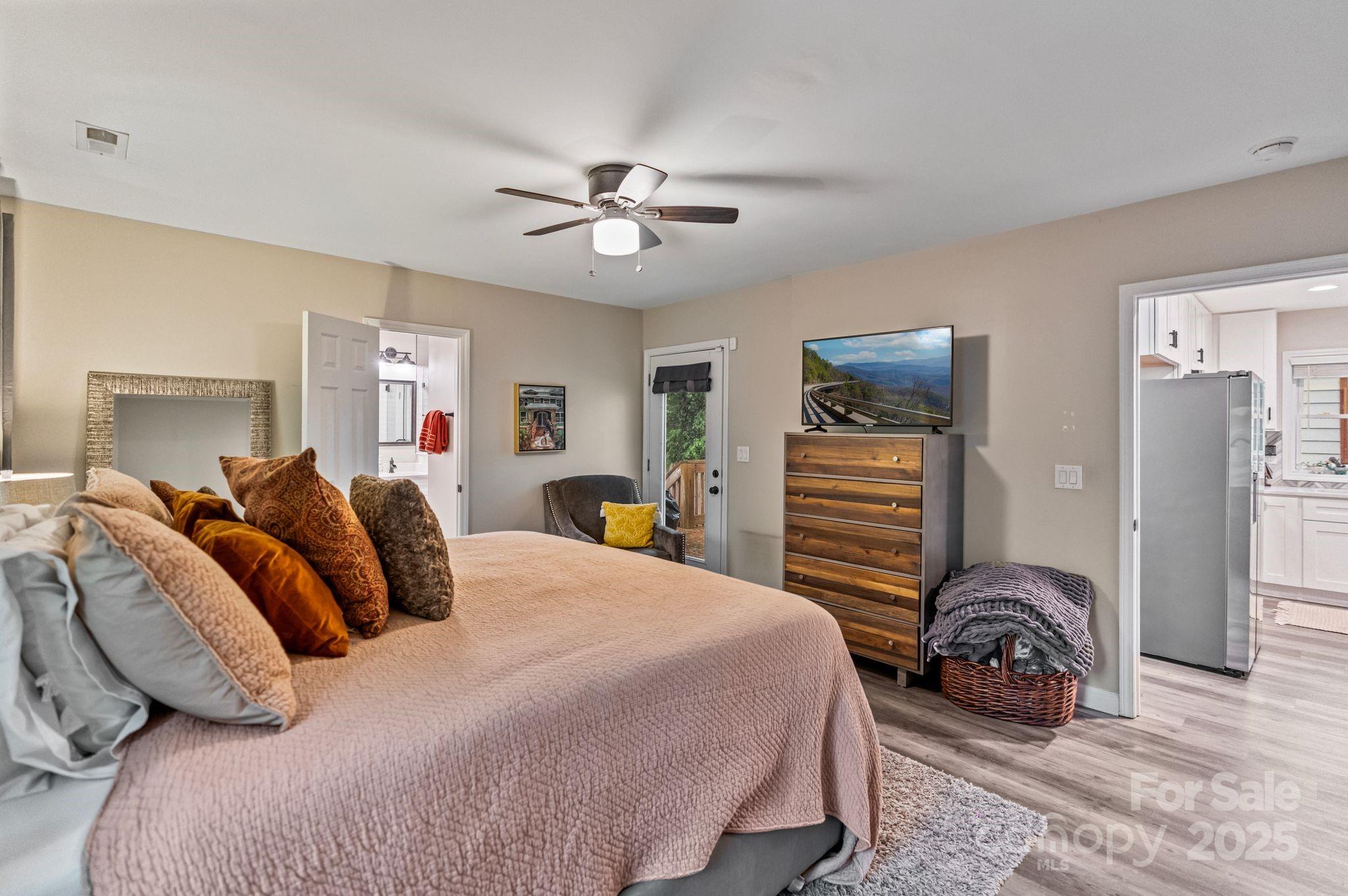 2117 Camp Greene Street