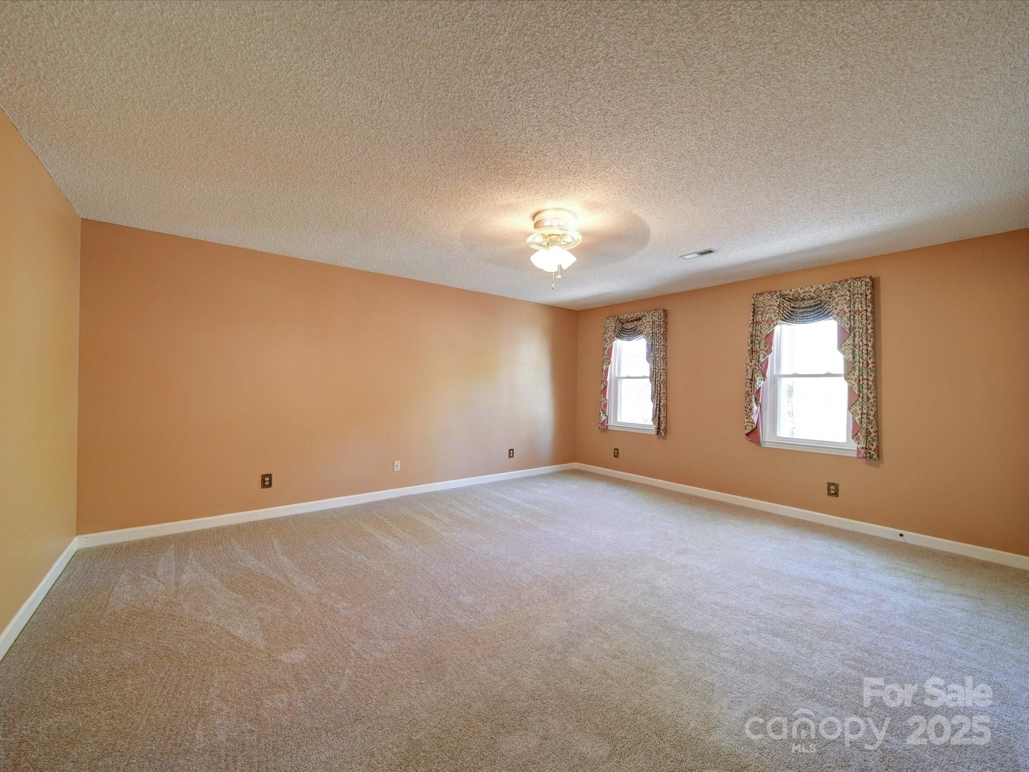 940 Brittany Court Unit: 23