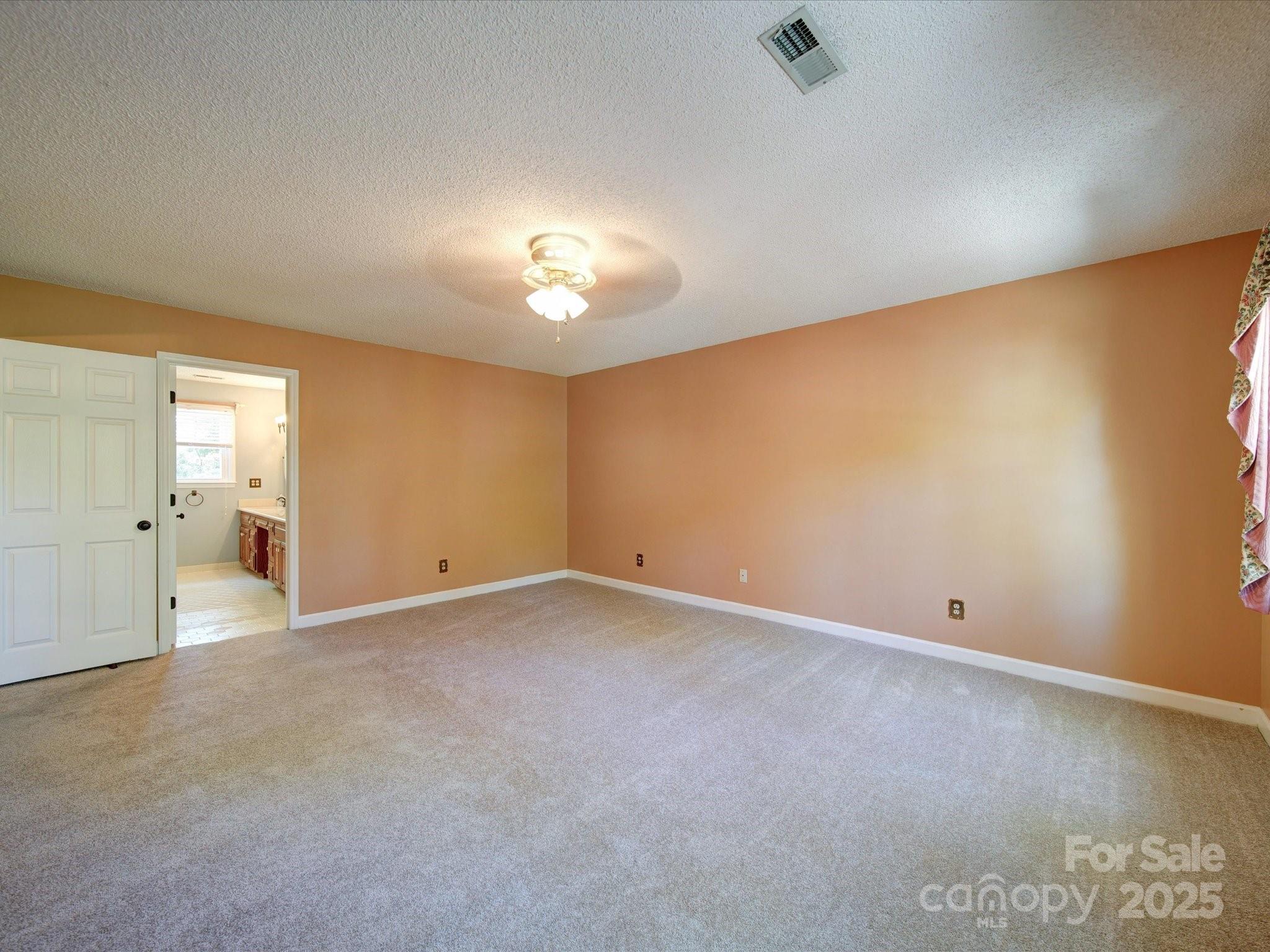 940 Brittany Court Unit: 23