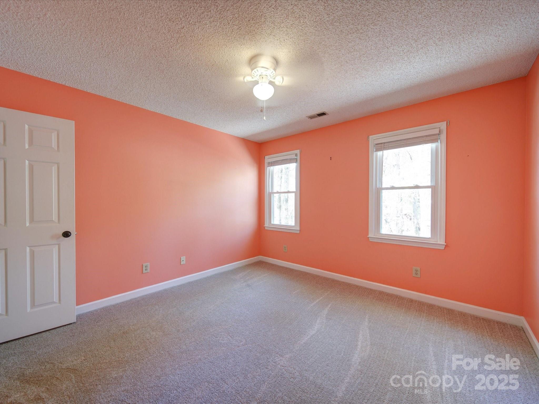 940 Brittany Court Unit: 23