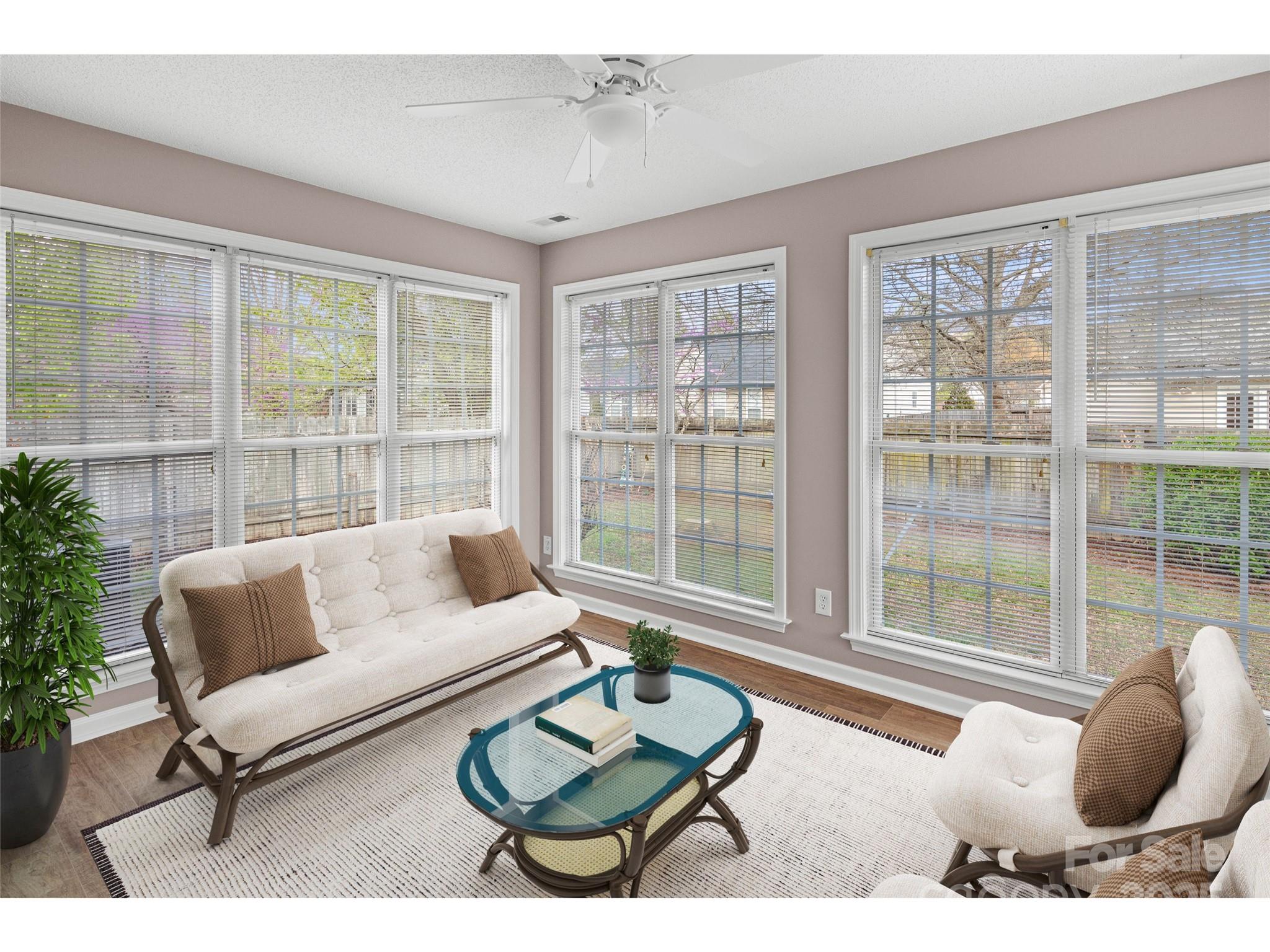 135 S Sunberry Trail