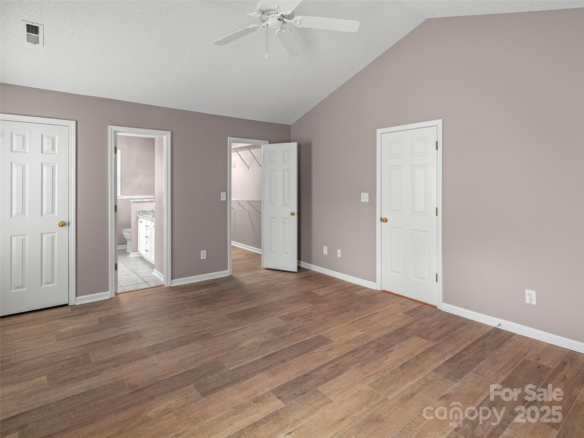 135 S Sunberry Trail