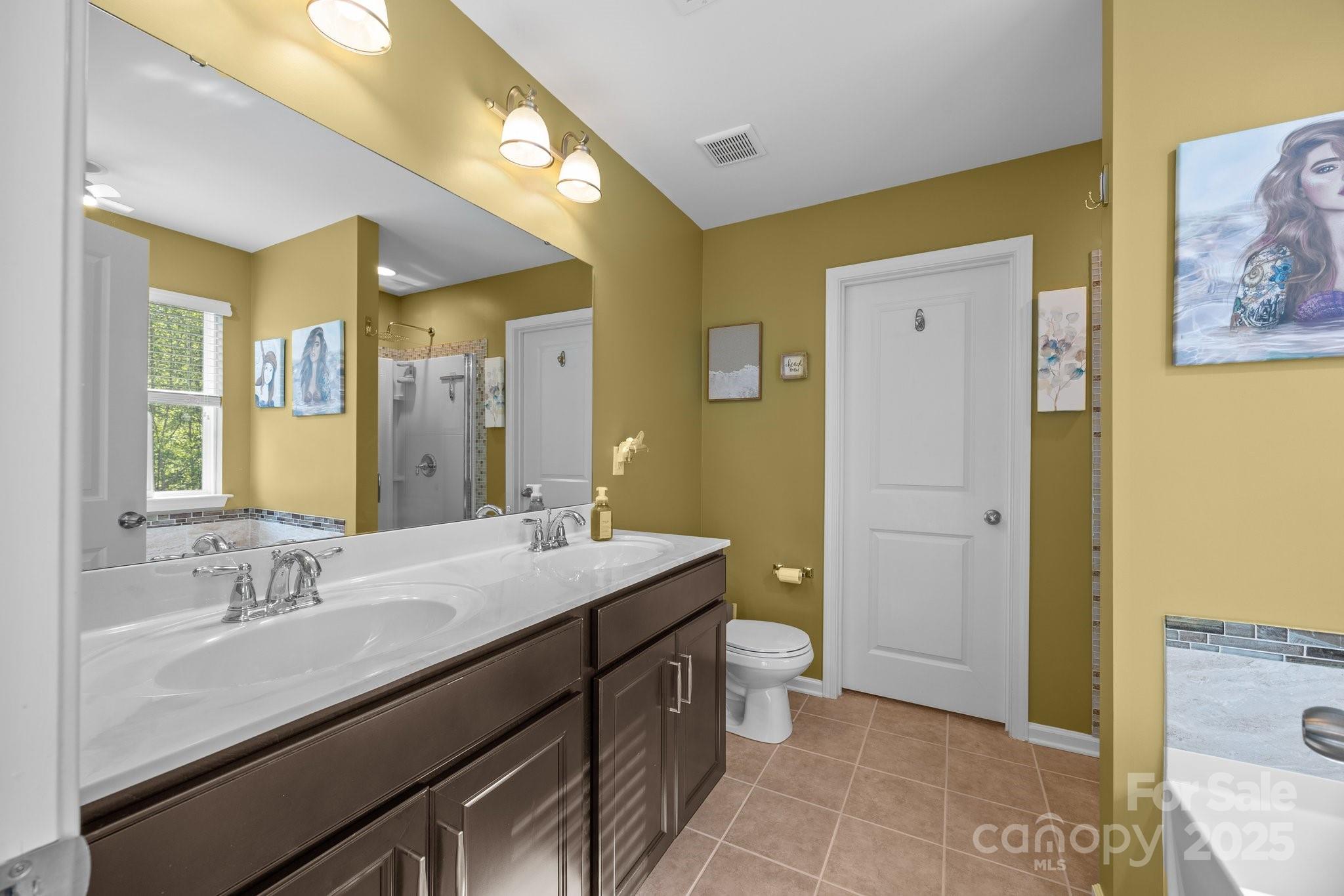 428 Winecoff Woods Drive NW