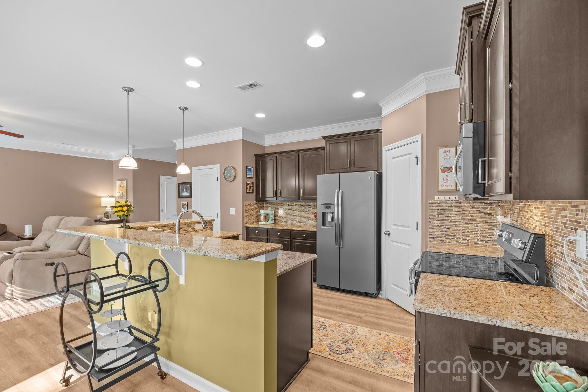 428 Winecoff Woods Drive NW