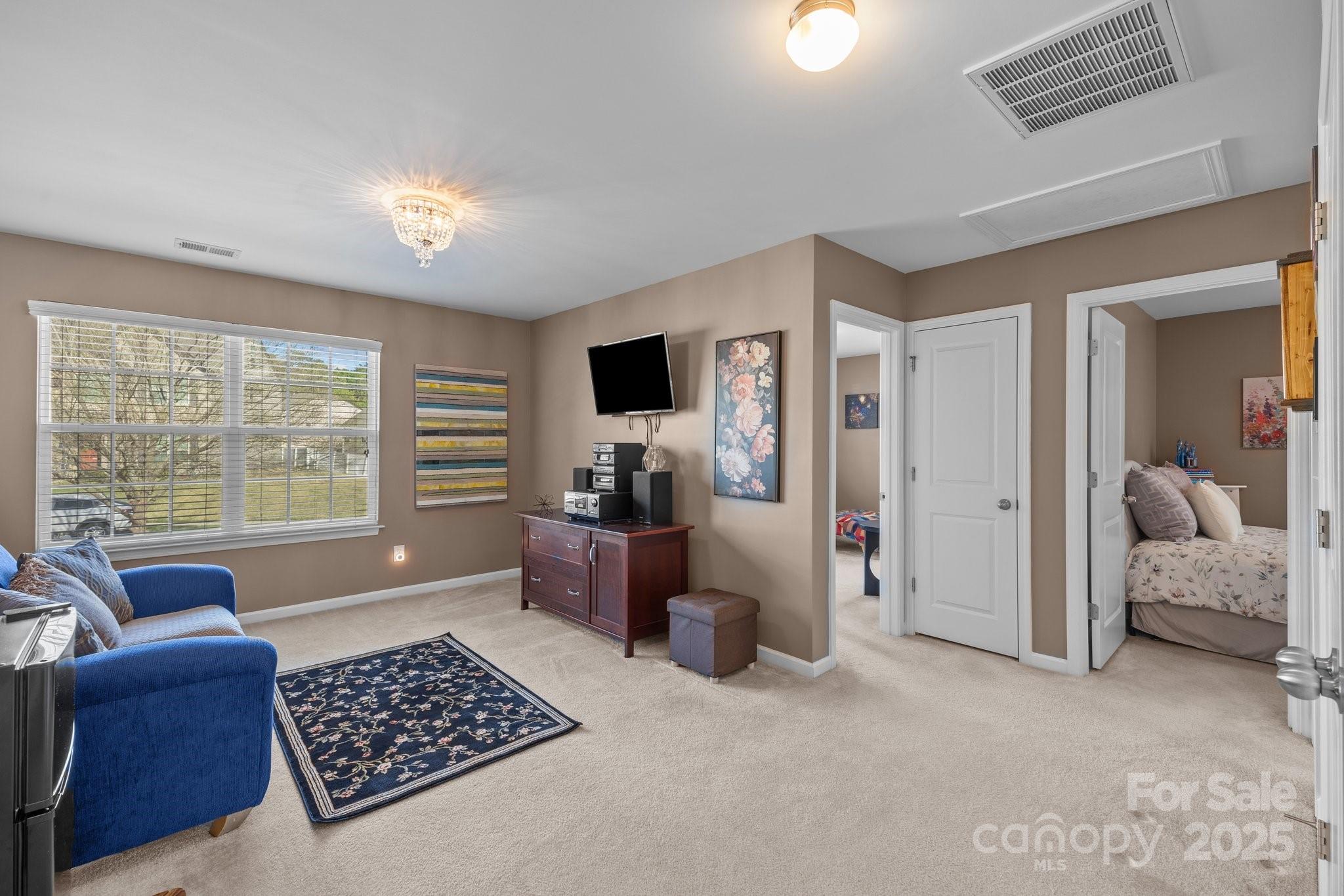 428 Winecoff Woods Drive NW