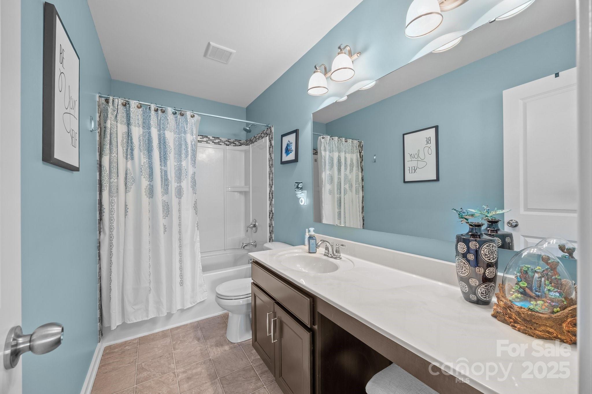 428 Winecoff Woods Drive NW