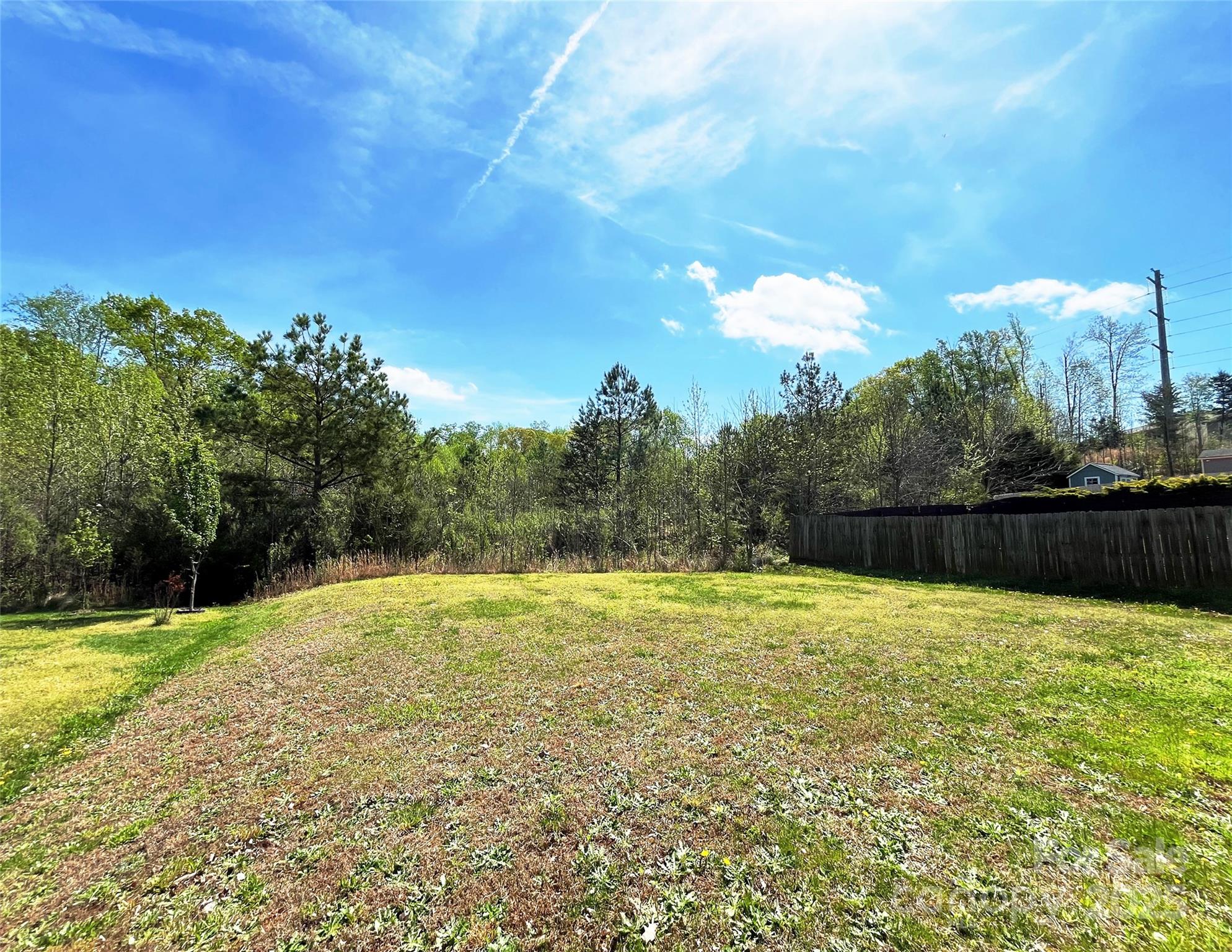 7928 Ponderosa Pine Lane