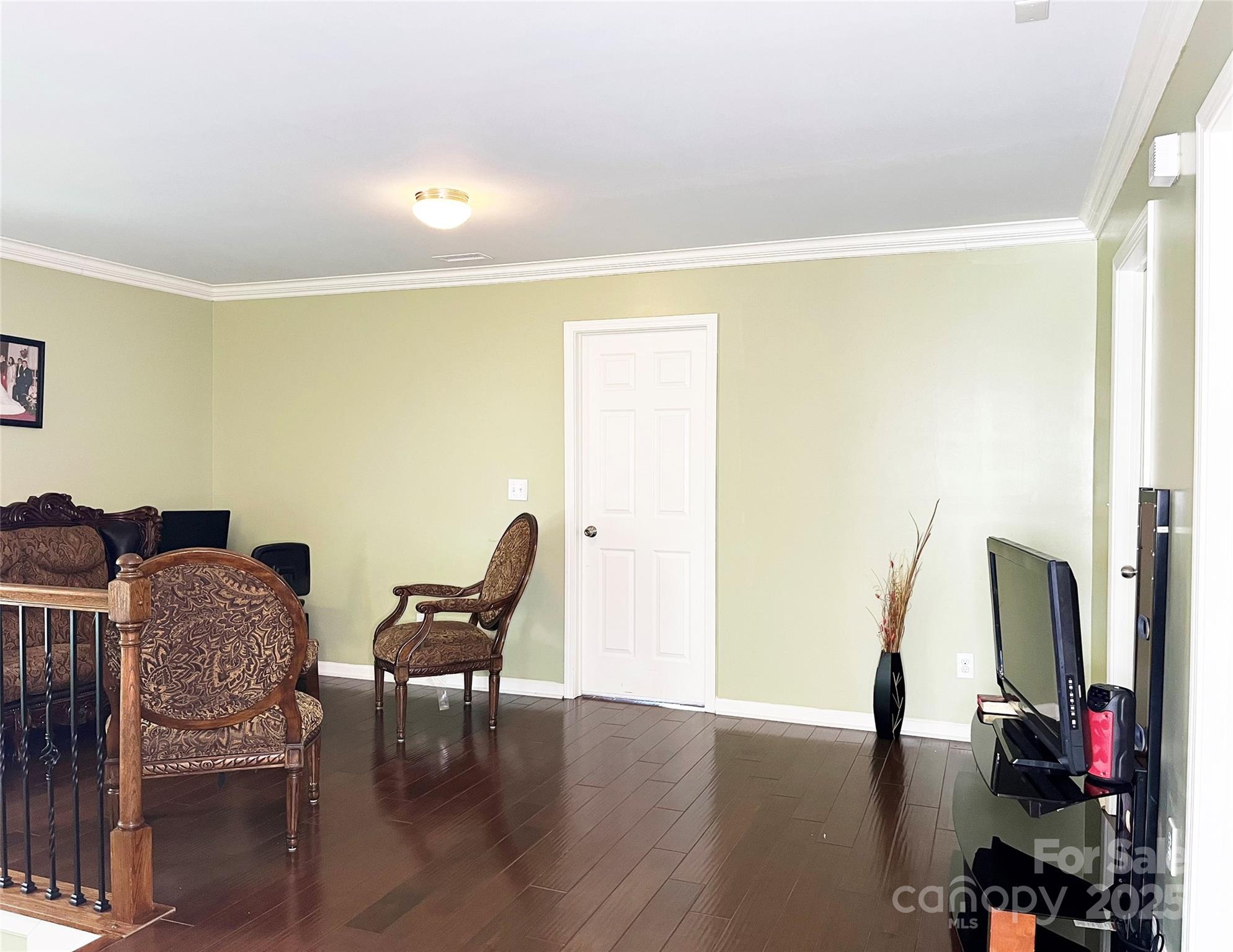 7928 Ponderosa Pine Lane