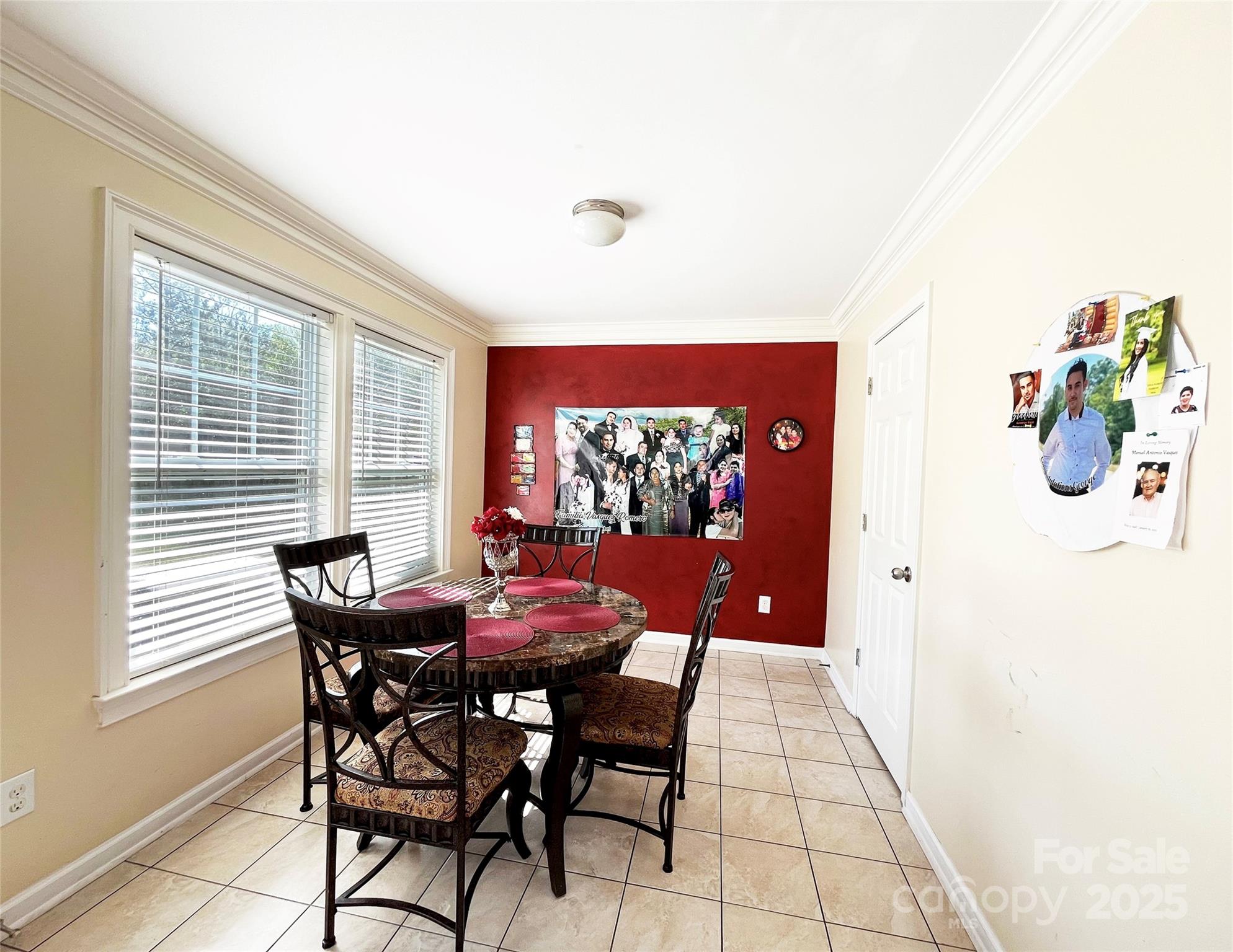 7928 Ponderosa Pine Lane