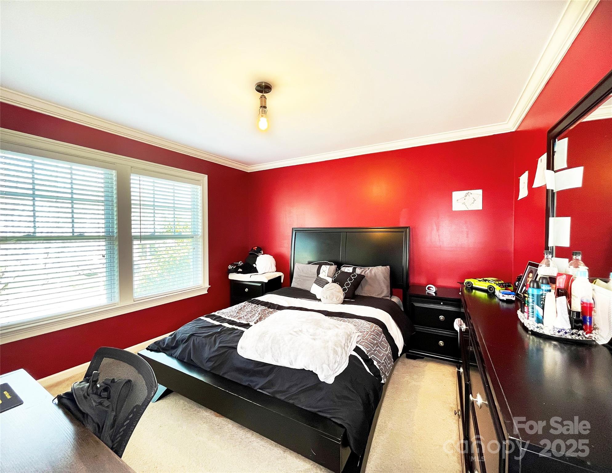 7928 Ponderosa Pine Lane