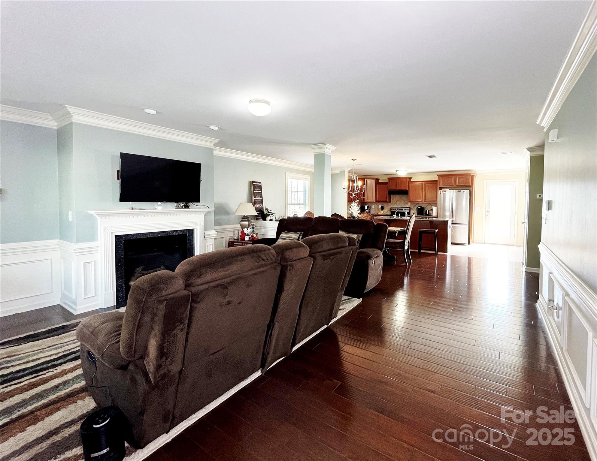 7928 Ponderosa Pine Lane