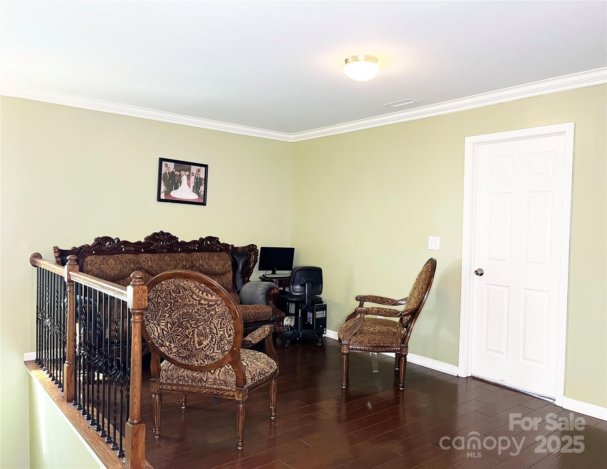 7928 Ponderosa Pine Lane