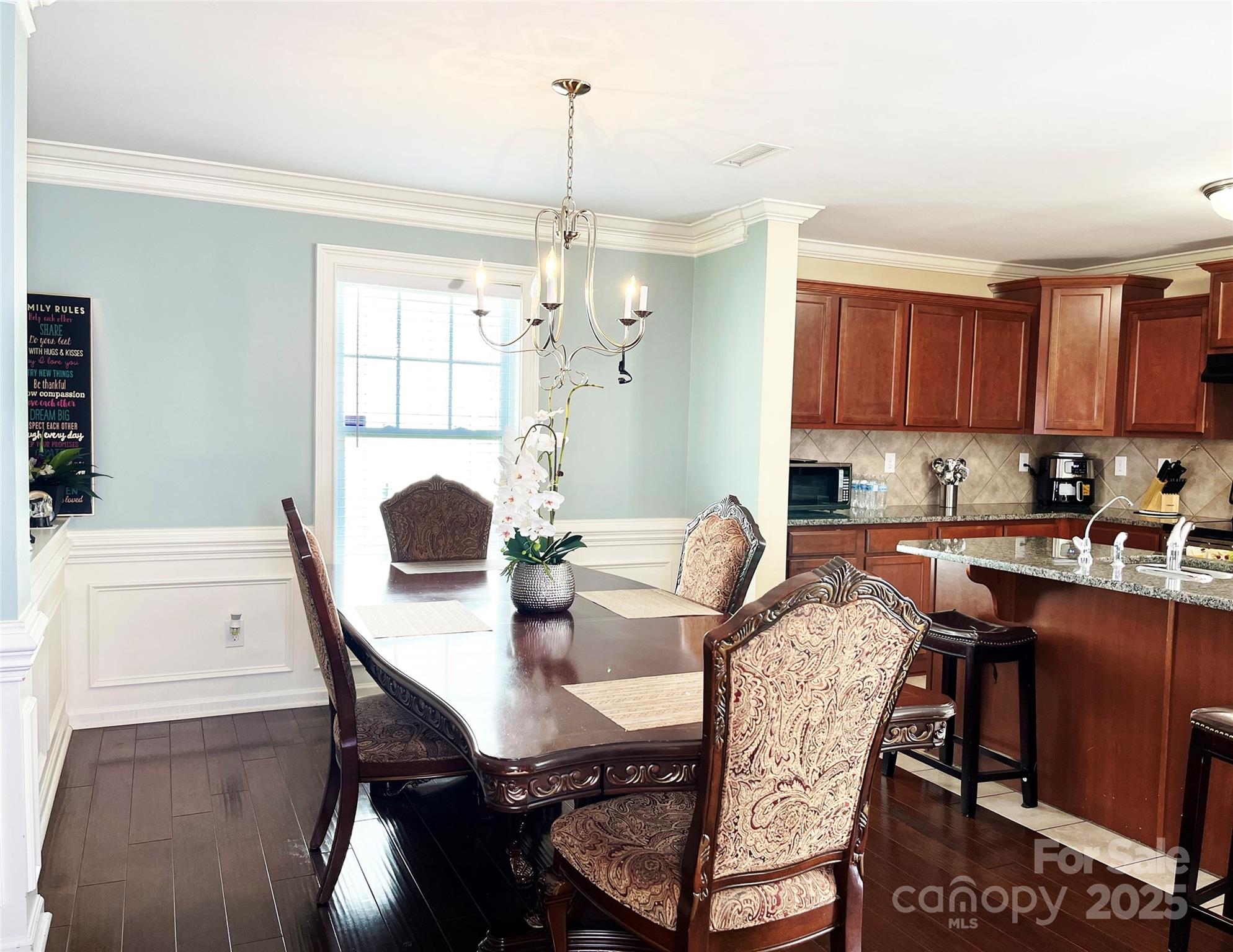 7928 Ponderosa Pine Lane