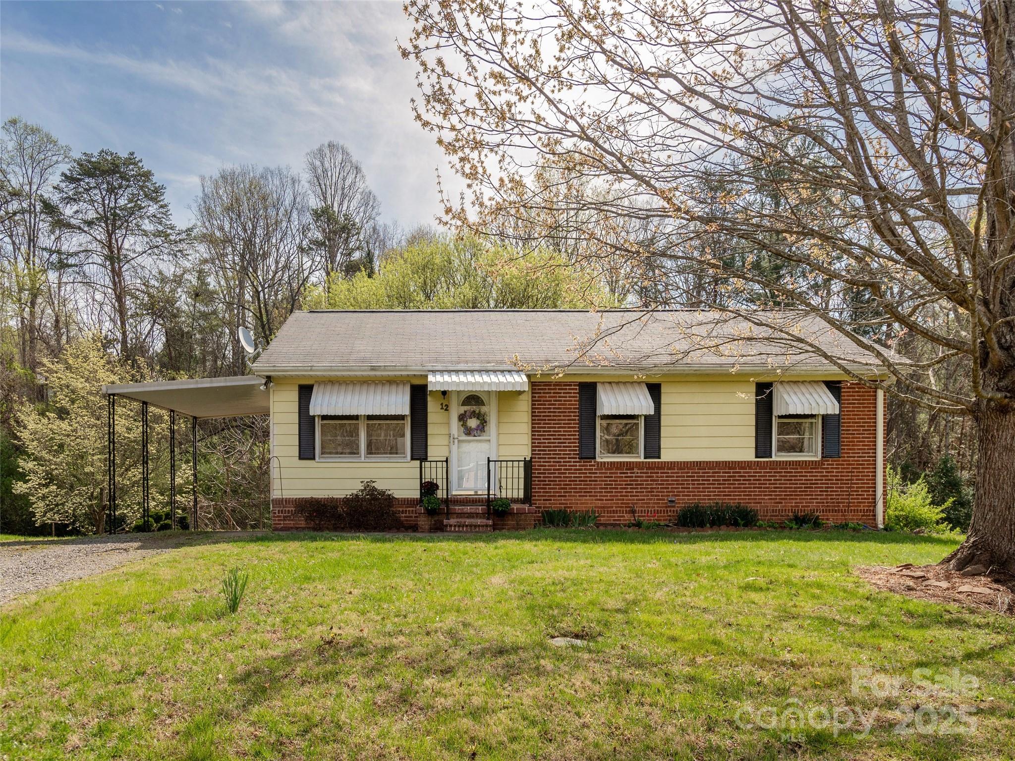 12 Birchwood Lane