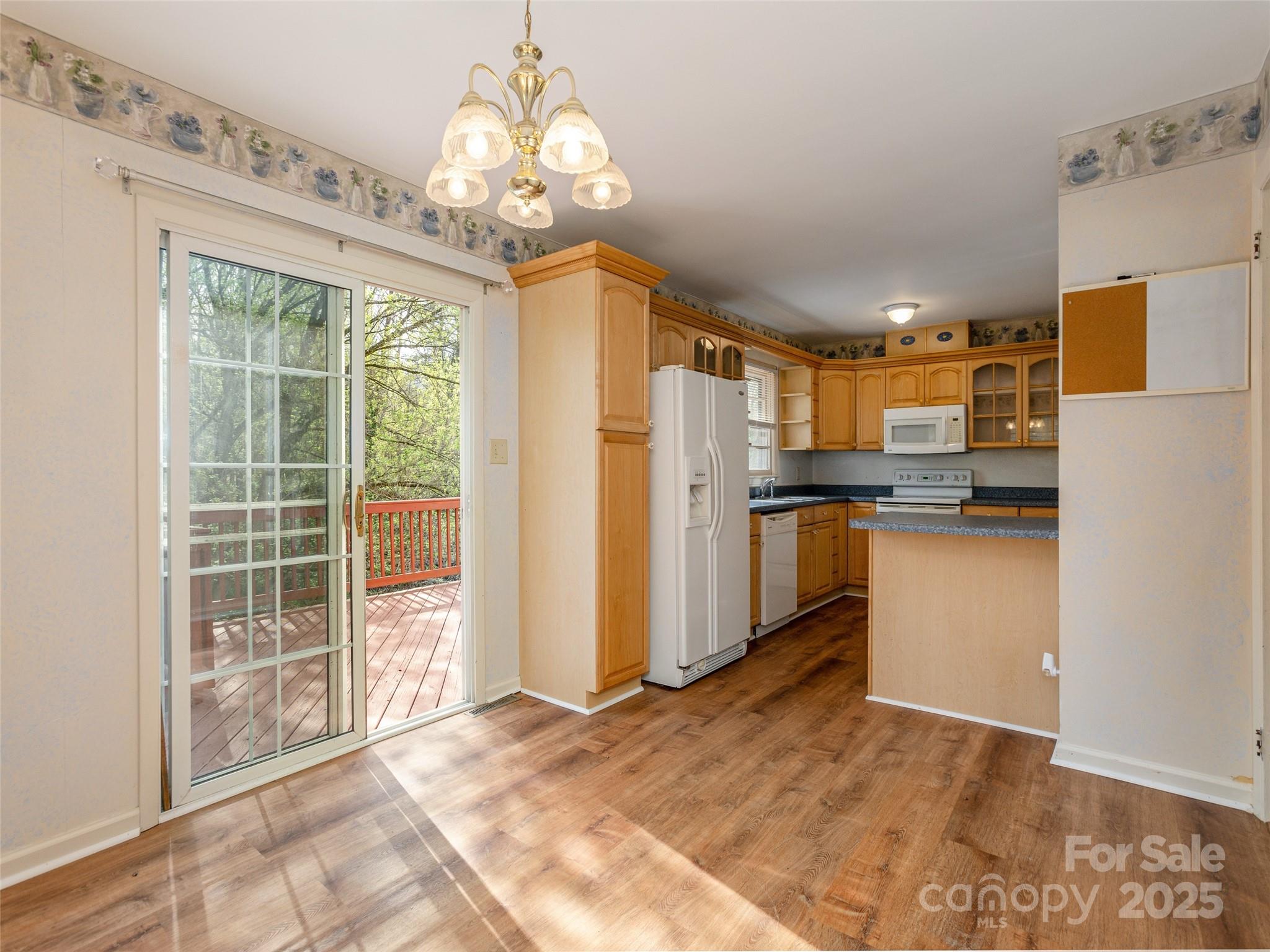 12 Birchwood Lane