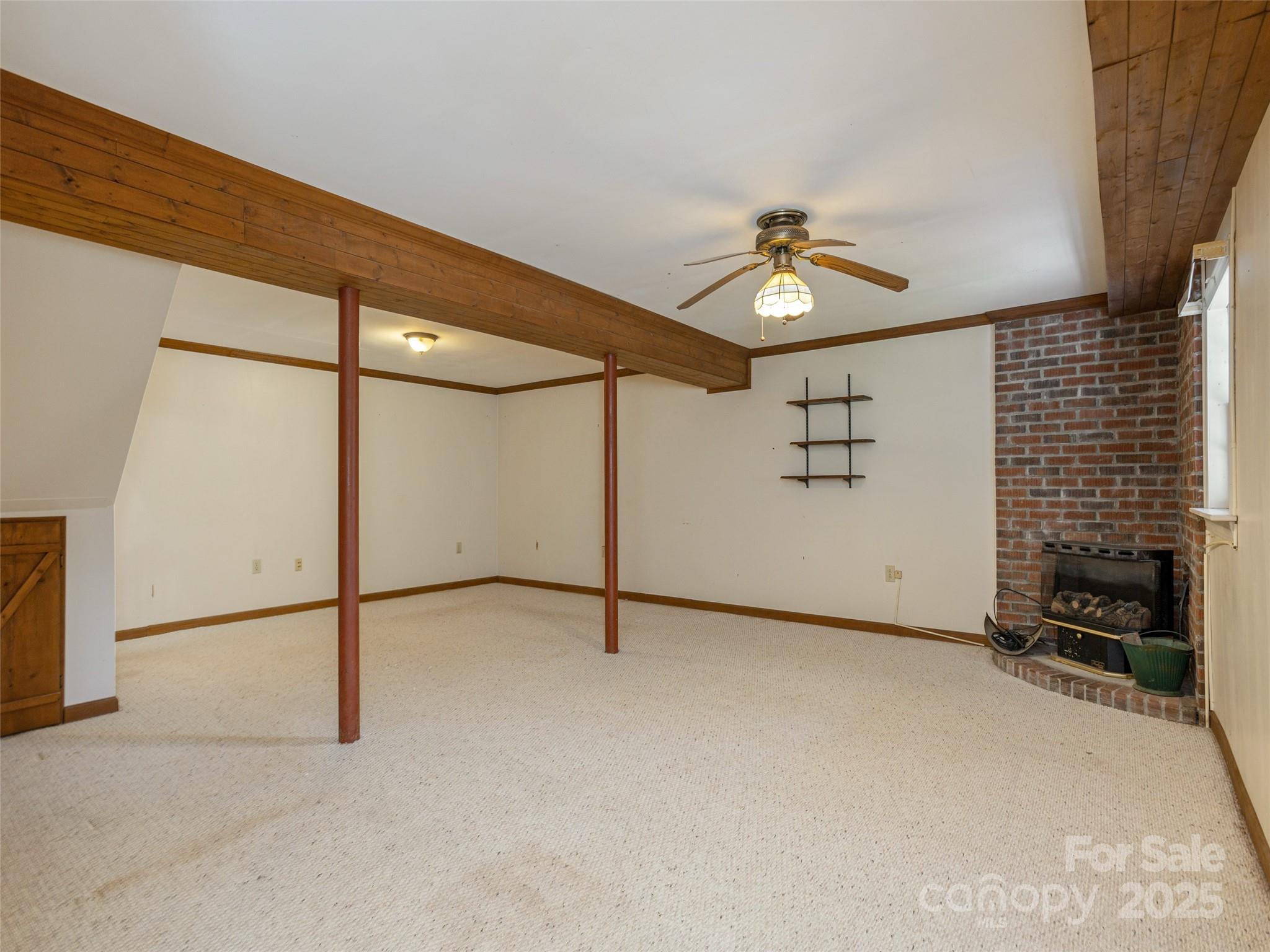 12 Birchwood Lane