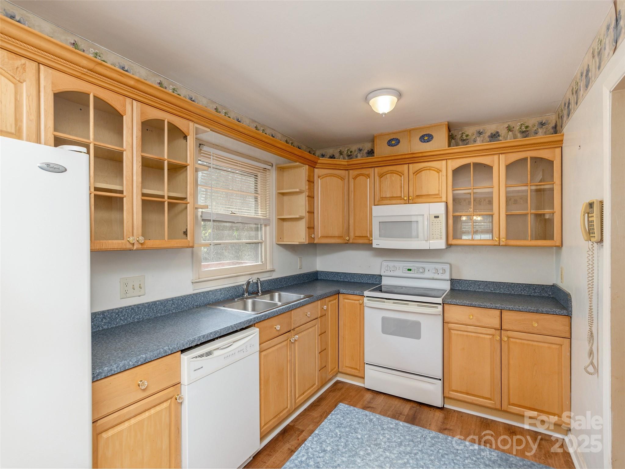 12 Birchwood Lane
