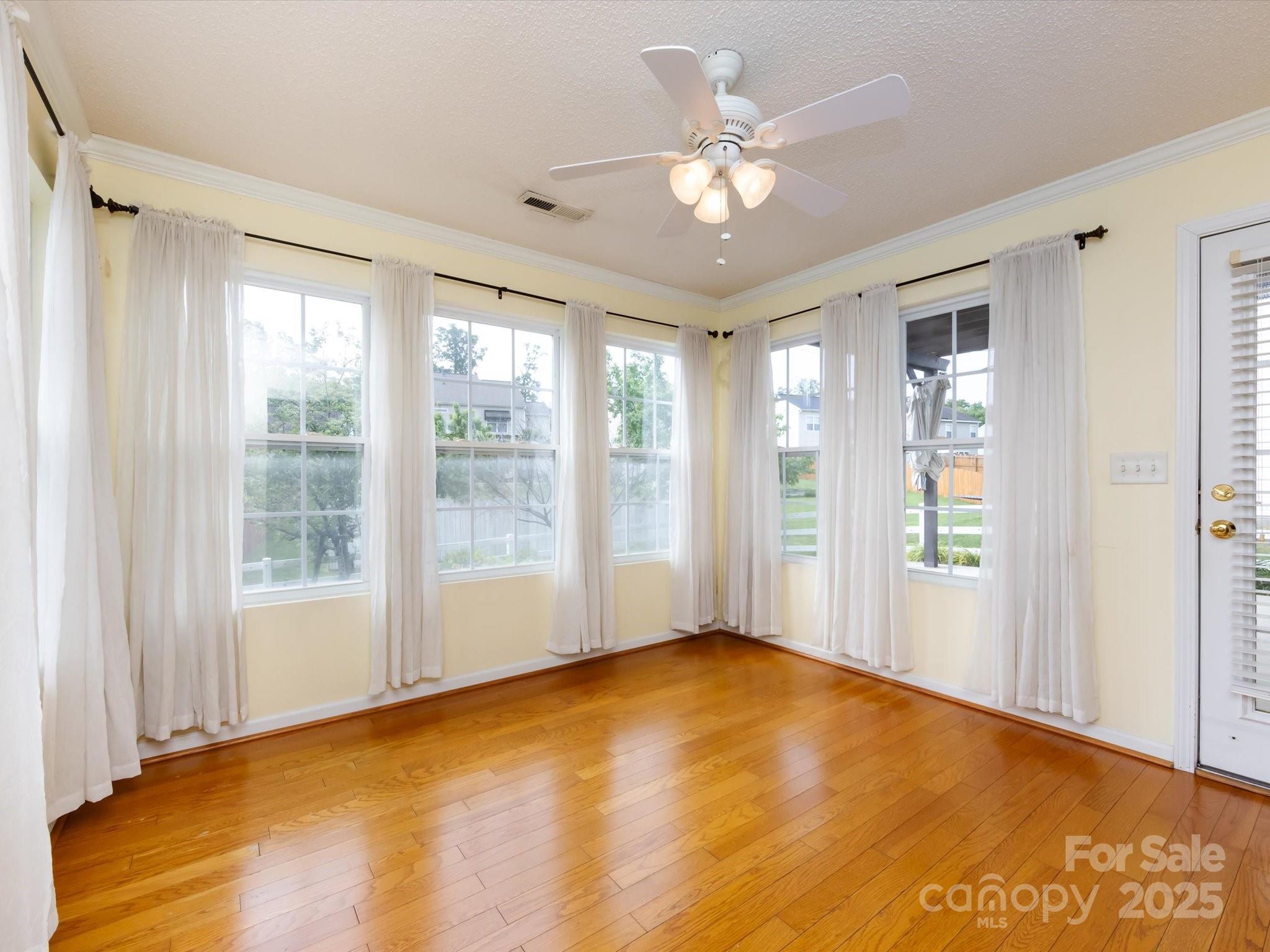 2316 Highland Park Drive