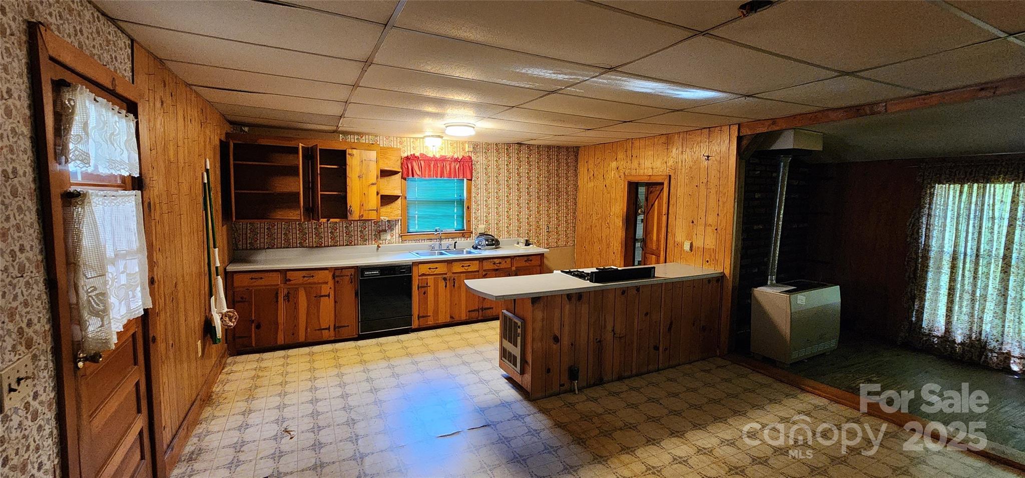 224 Charlotte Street