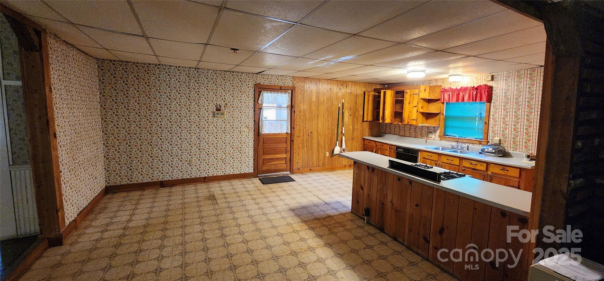 224 Charlotte Street