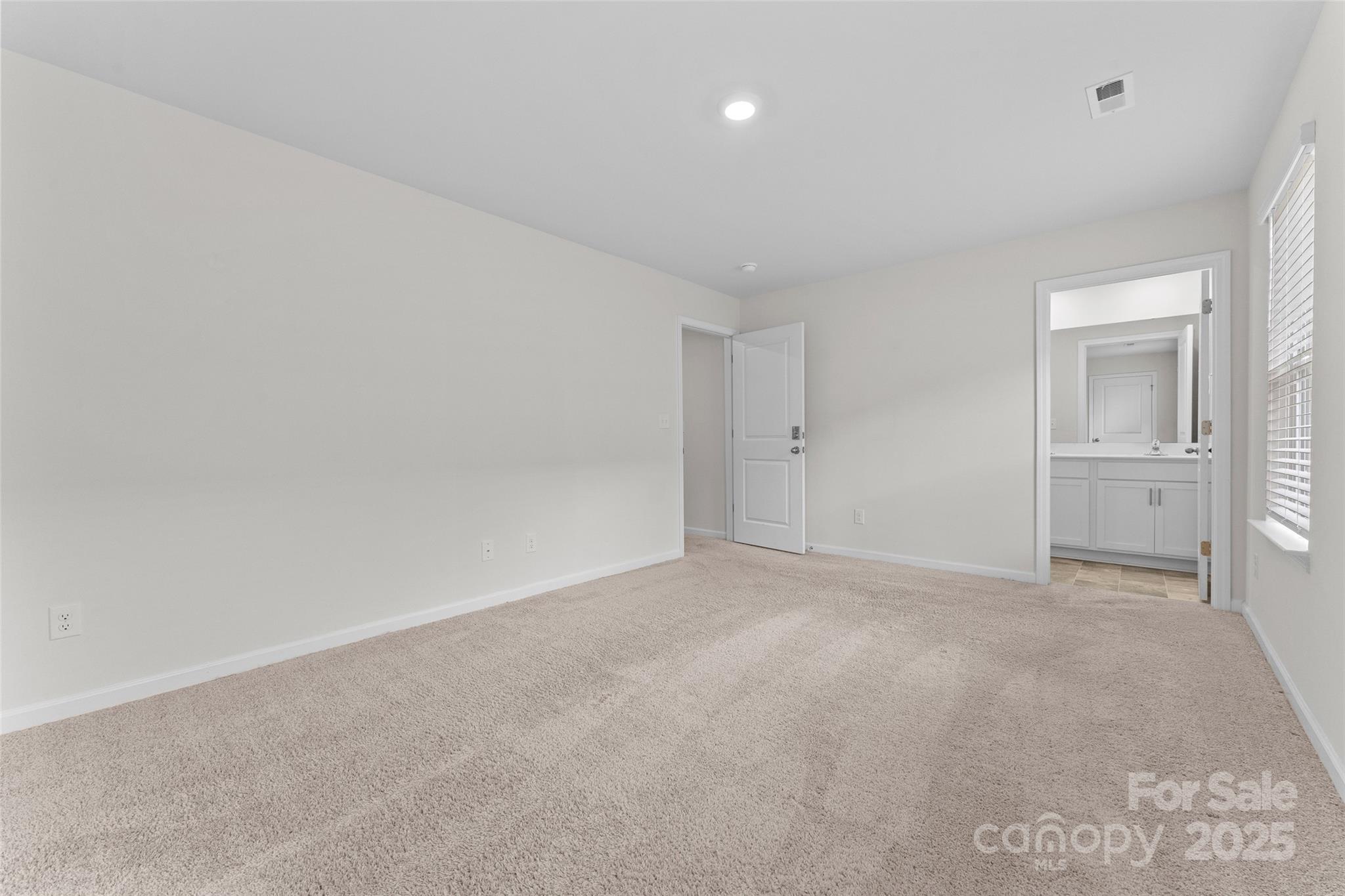 4 Chambers Garden Drive