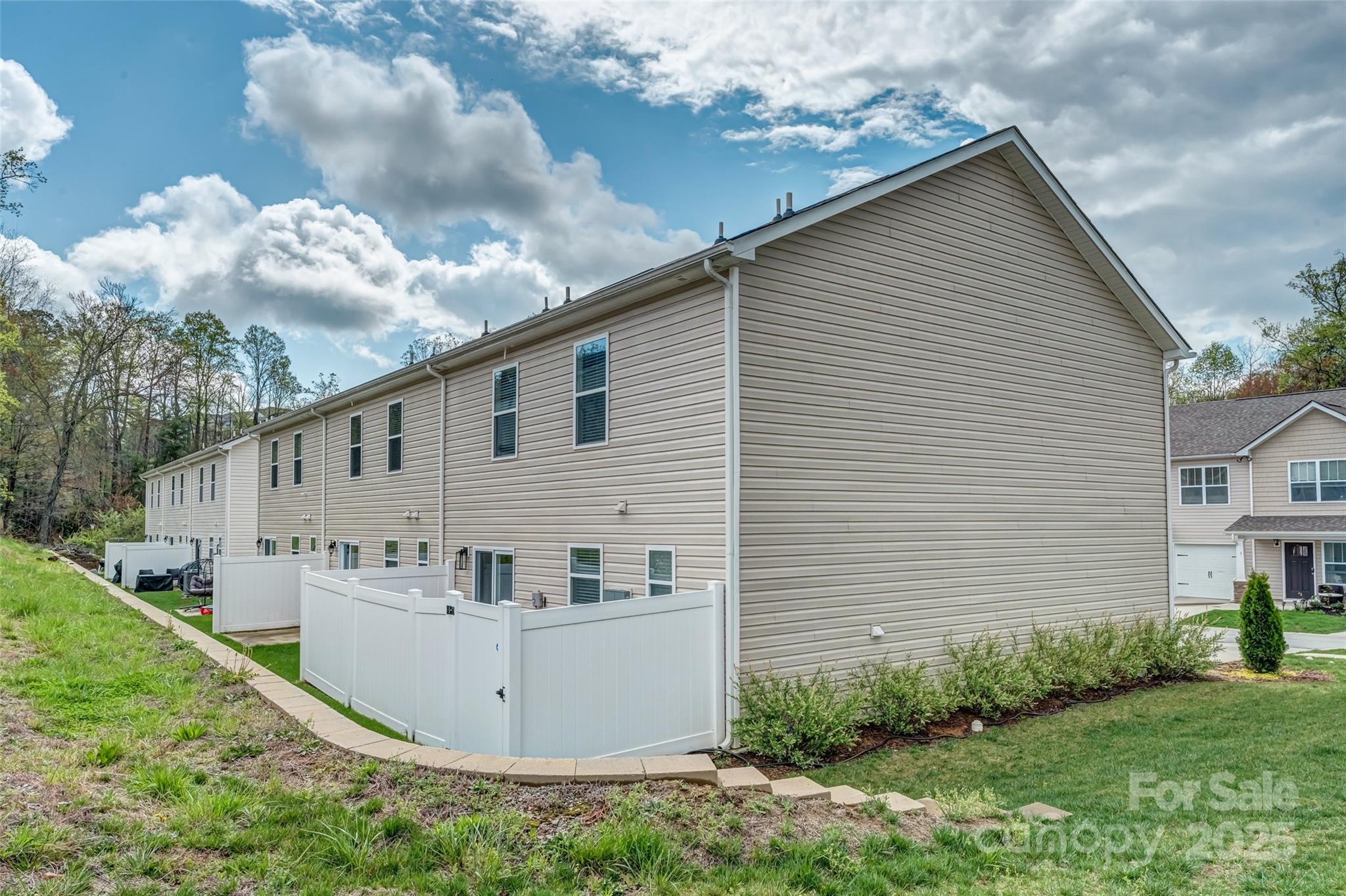 4 Chambers Garden Drive