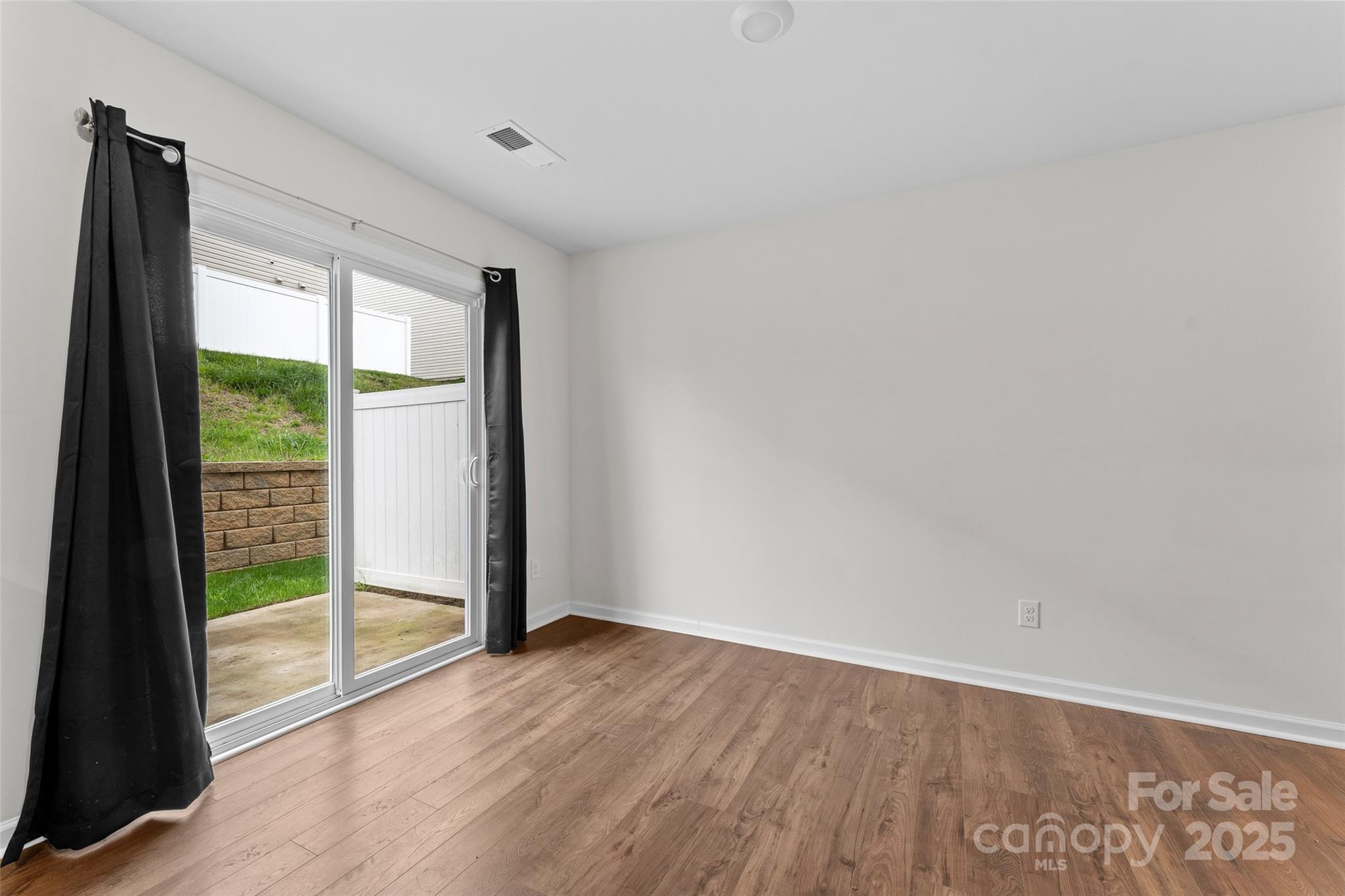 4 Chambers Garden Drive