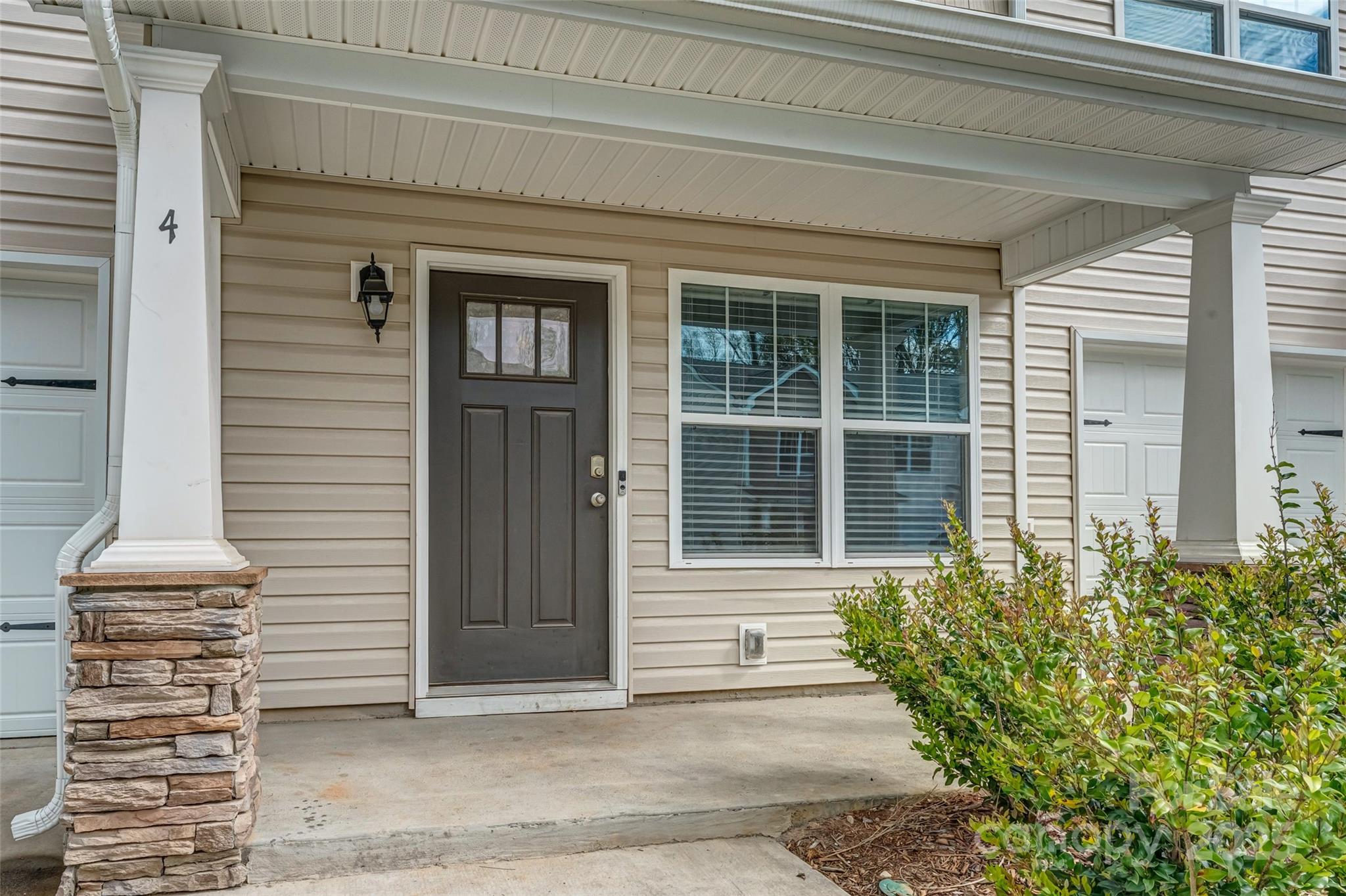 4 Chambers Garden Drive