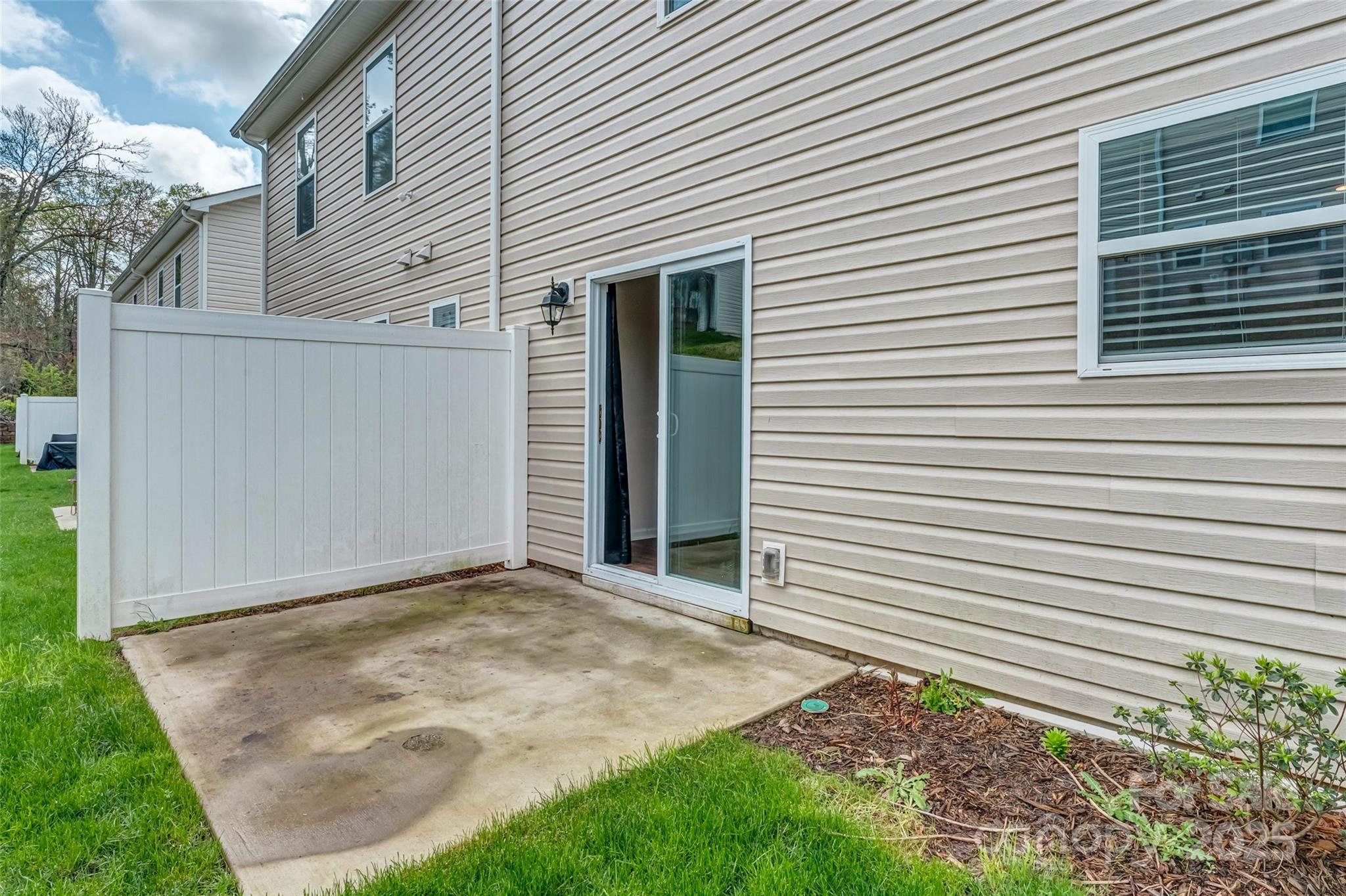 4 Chambers Garden Drive