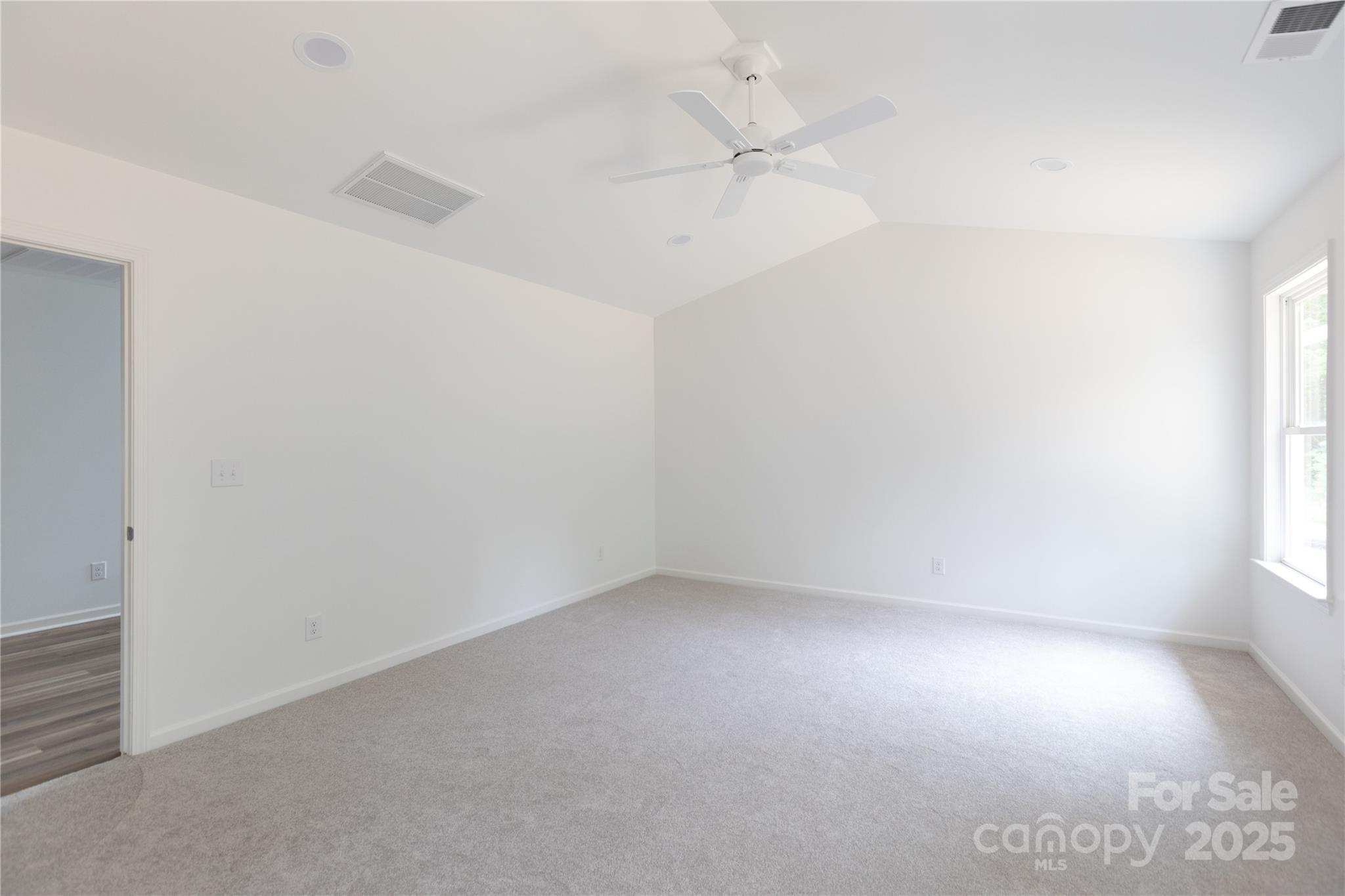 6223 Rockwell Boulevard W