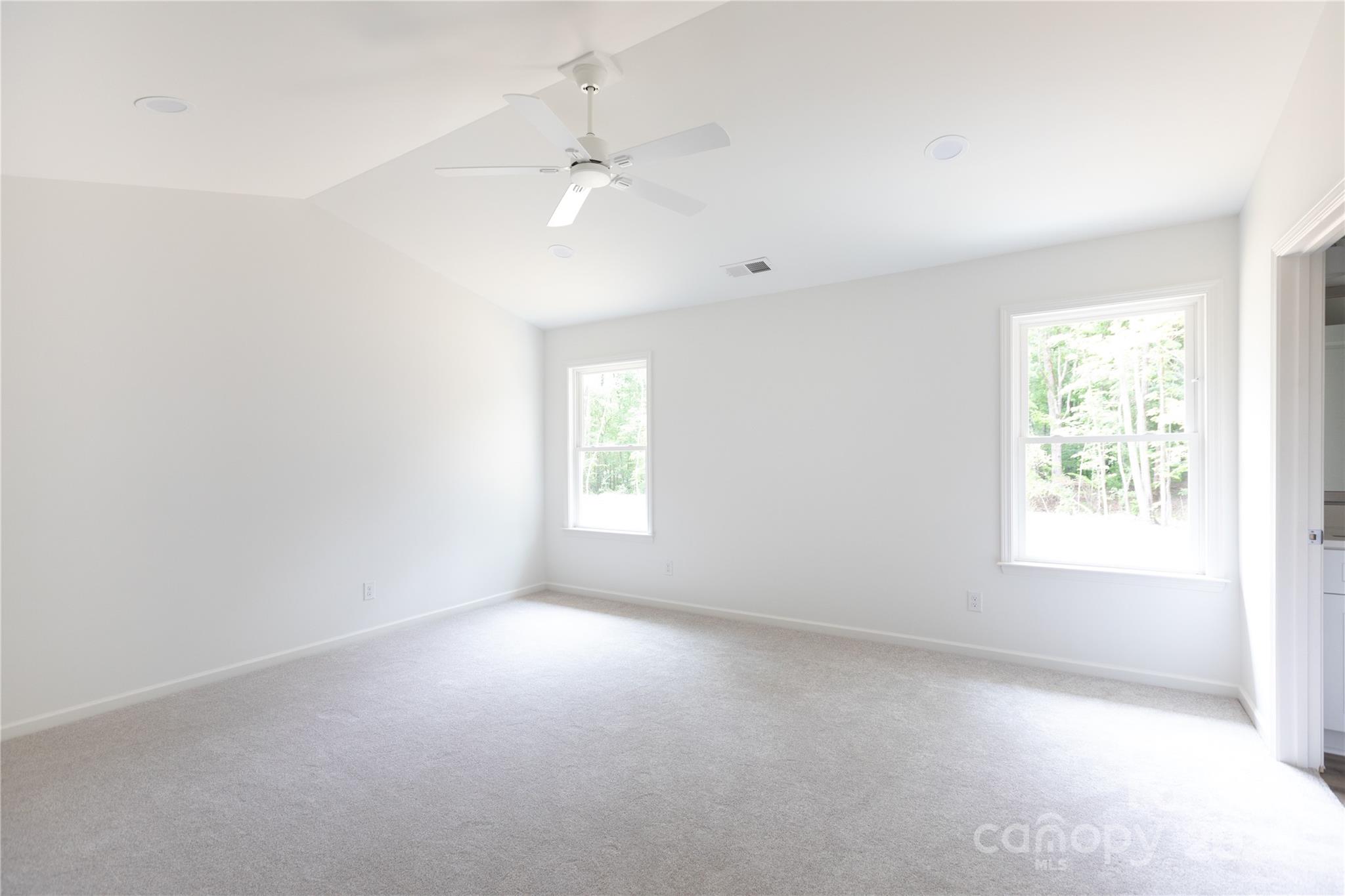 6223 Rockwell Boulevard W