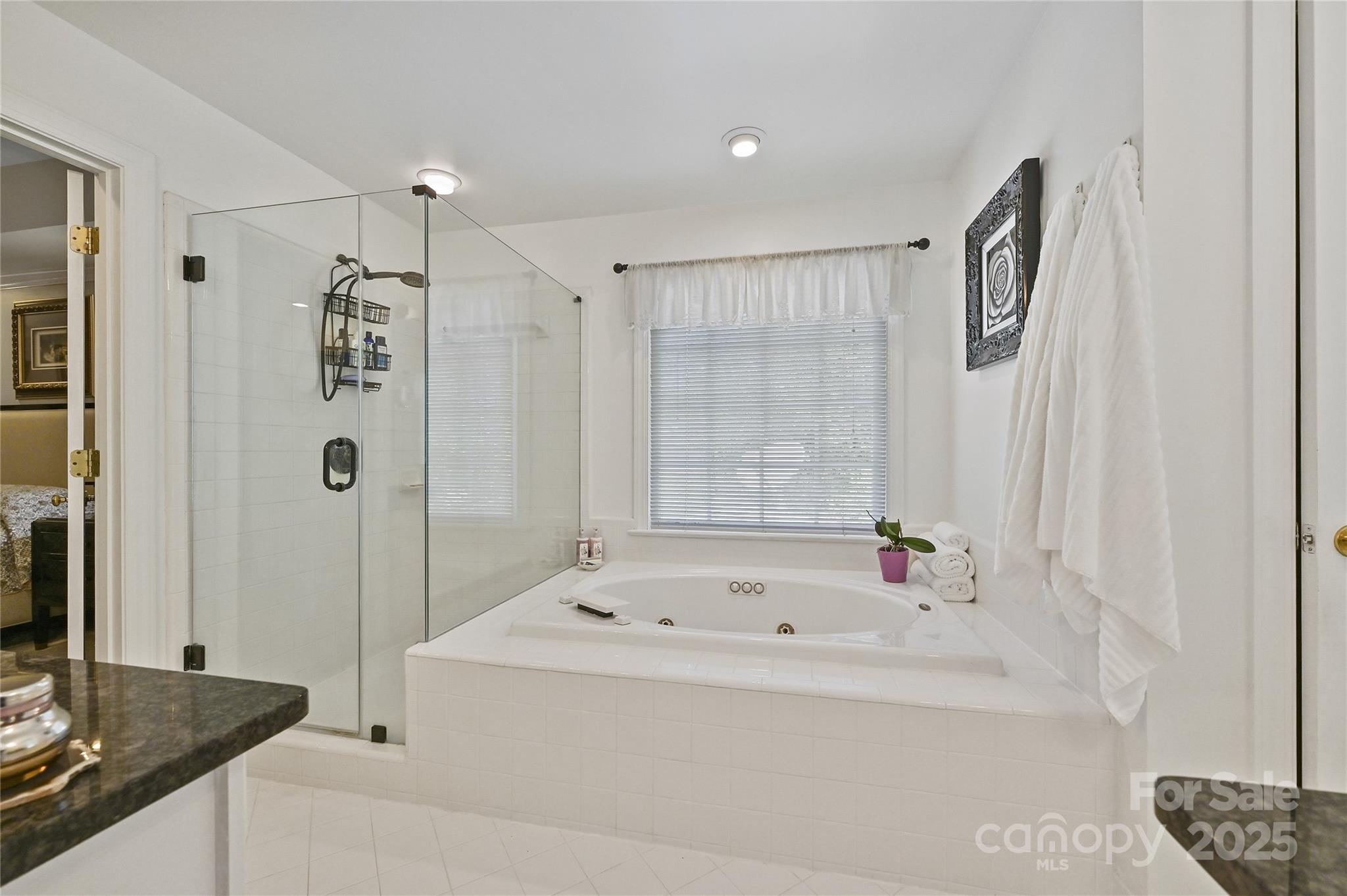 205 Commodore Court