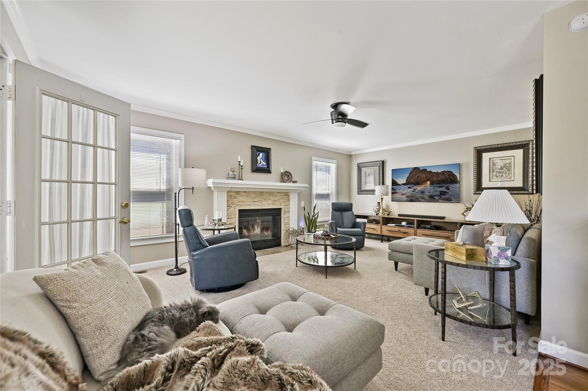 205 Commodore Court