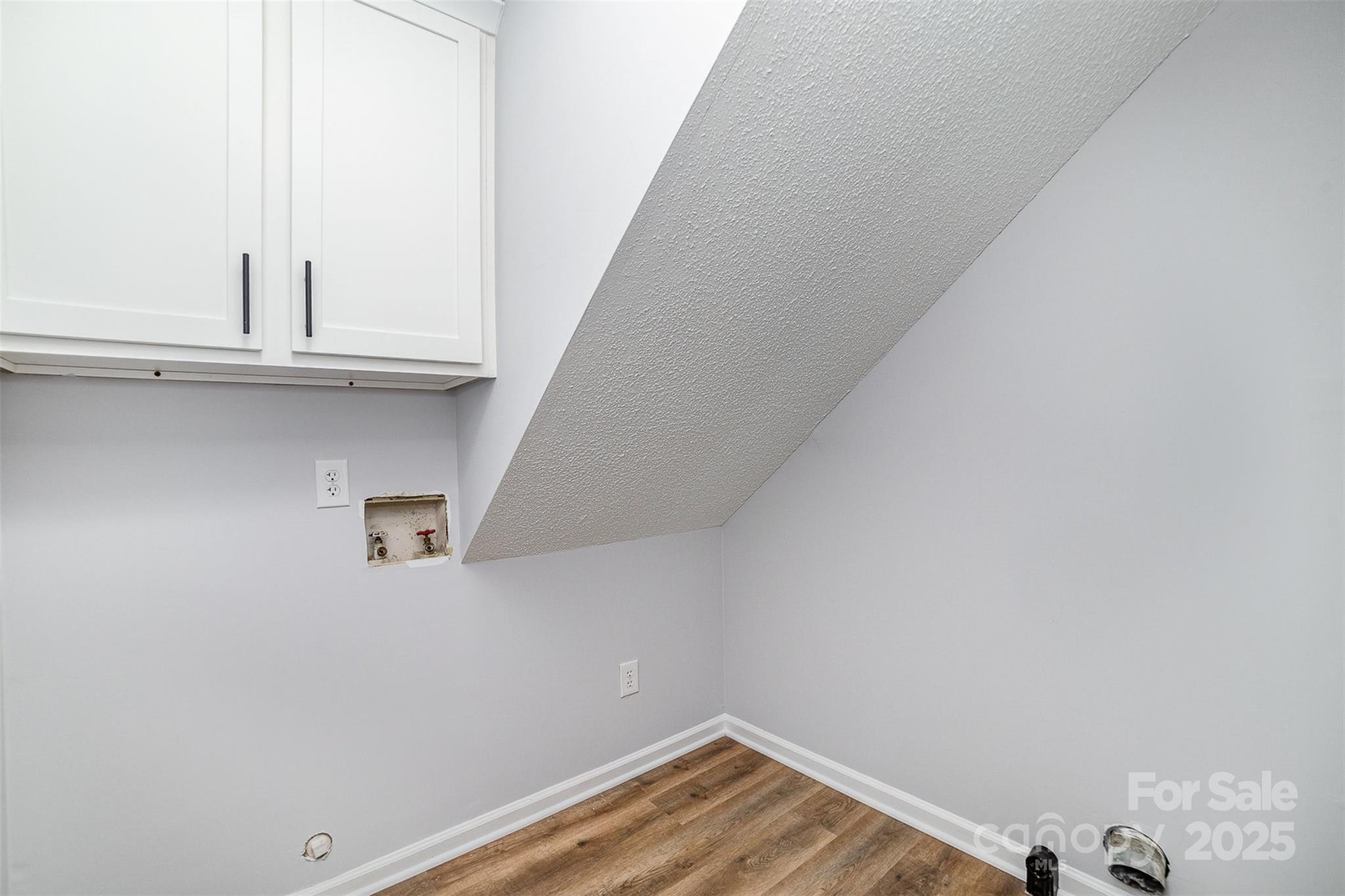 1640 English Knoll Drive