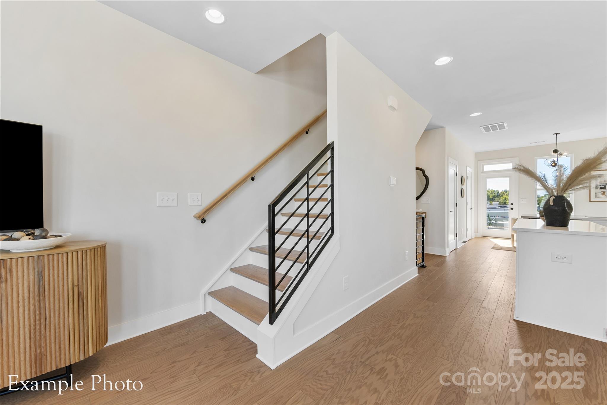 546 Rountree Road Unit: 8