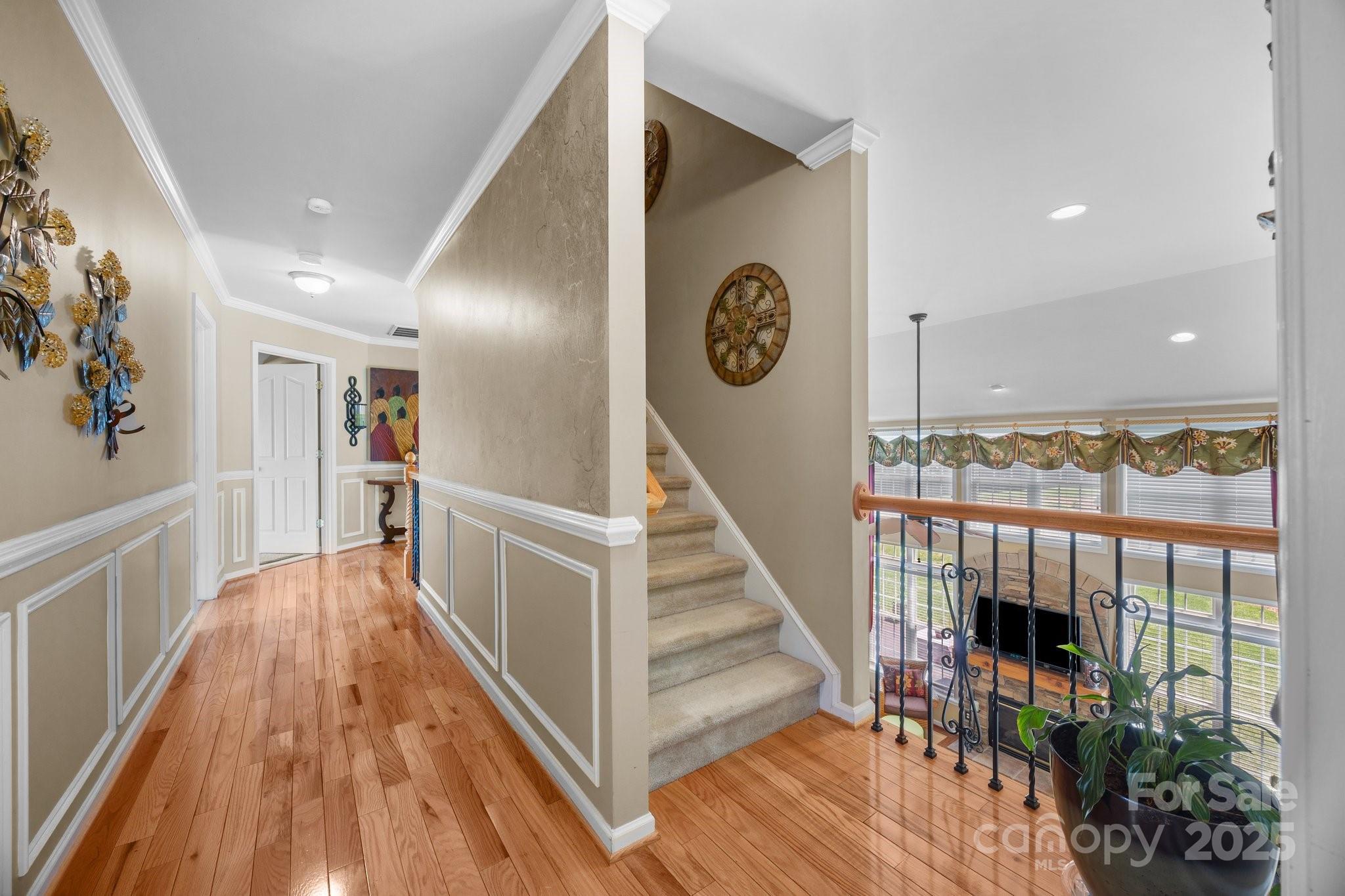 1900 Birchbrook Court