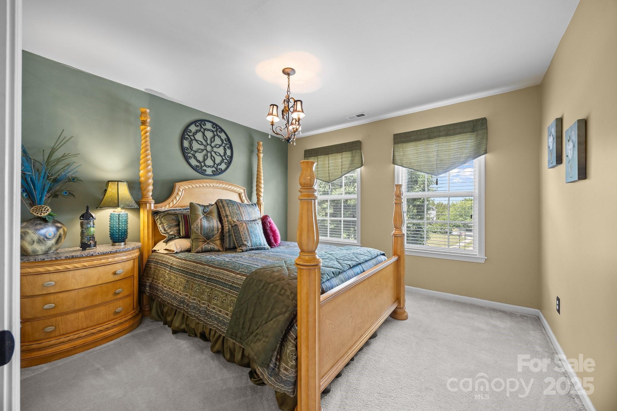 1900 Birchbrook Court