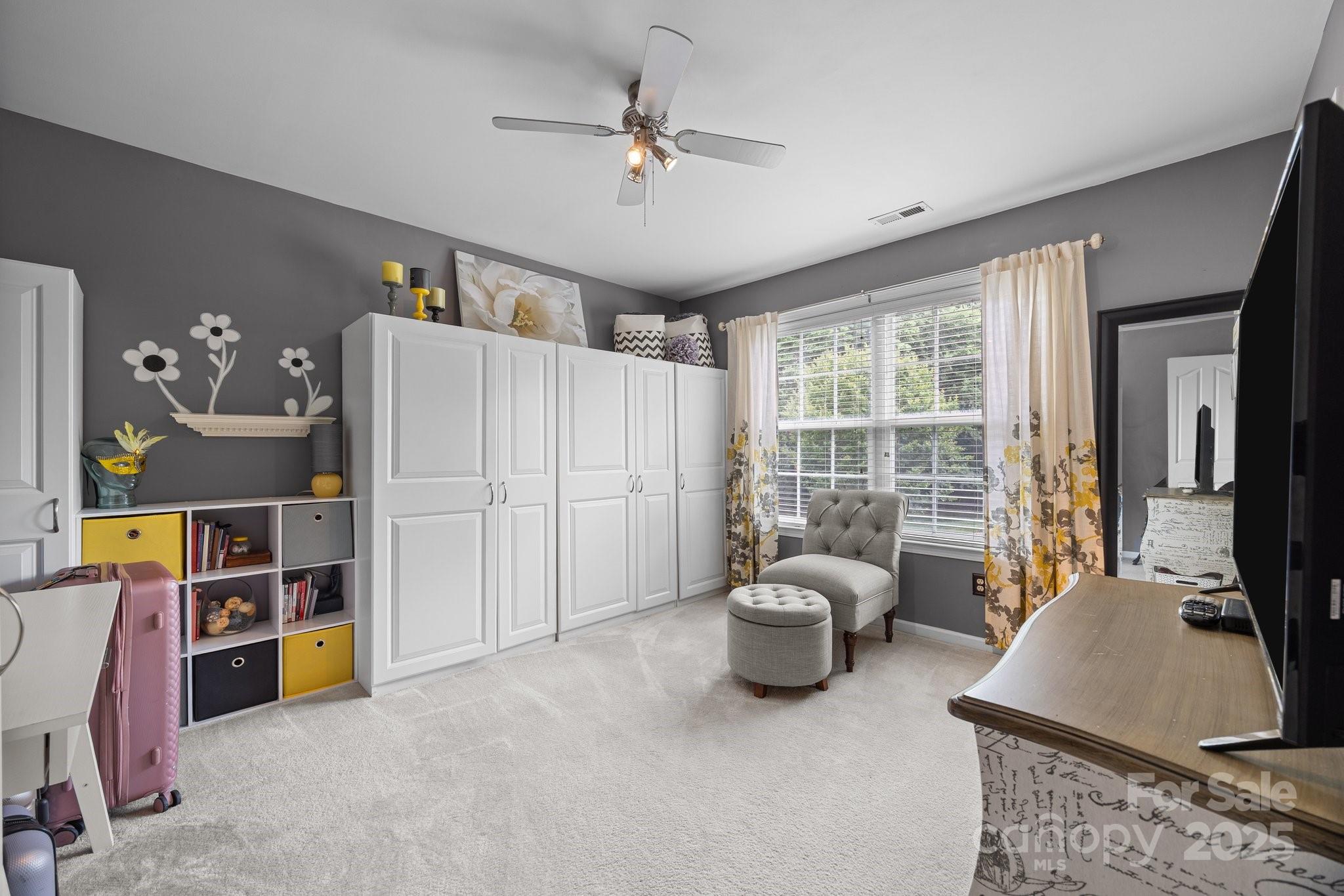 1900 Birchbrook Court