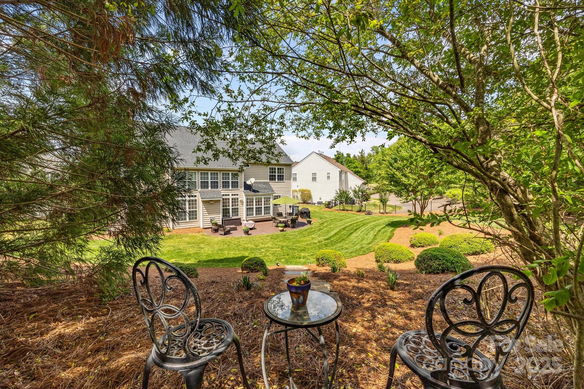 1900 Birchbrook Court