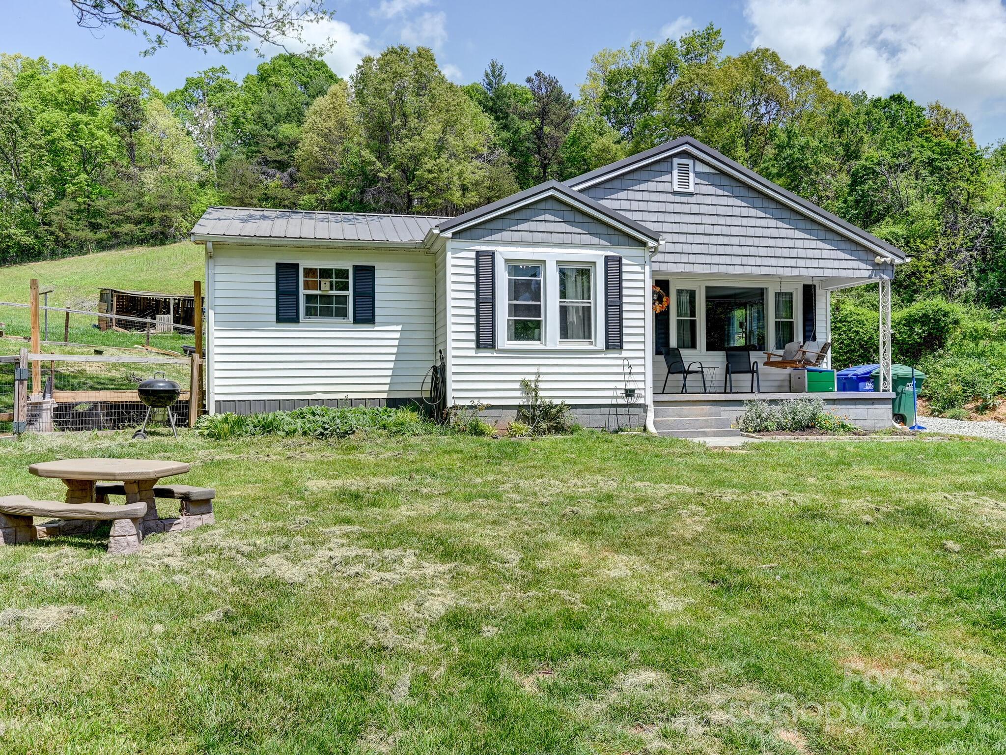 19 Mclean Road