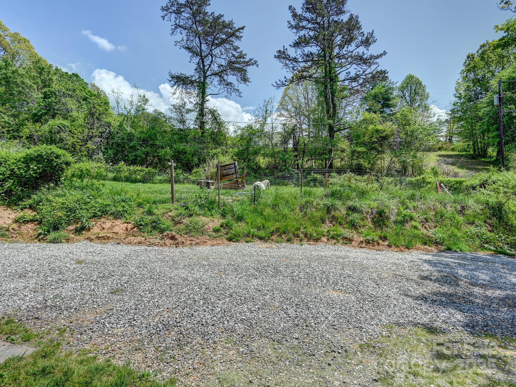 19 Mclean Road