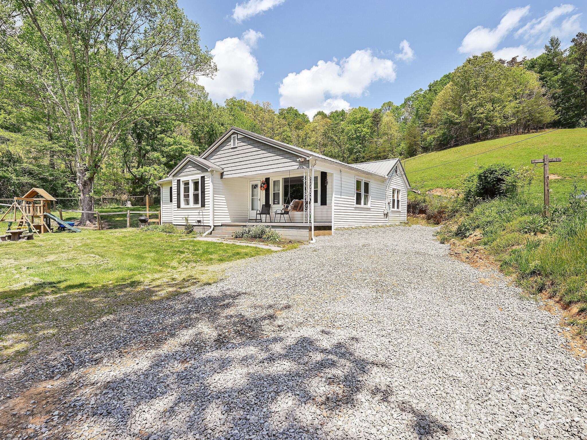 19 Mclean Road