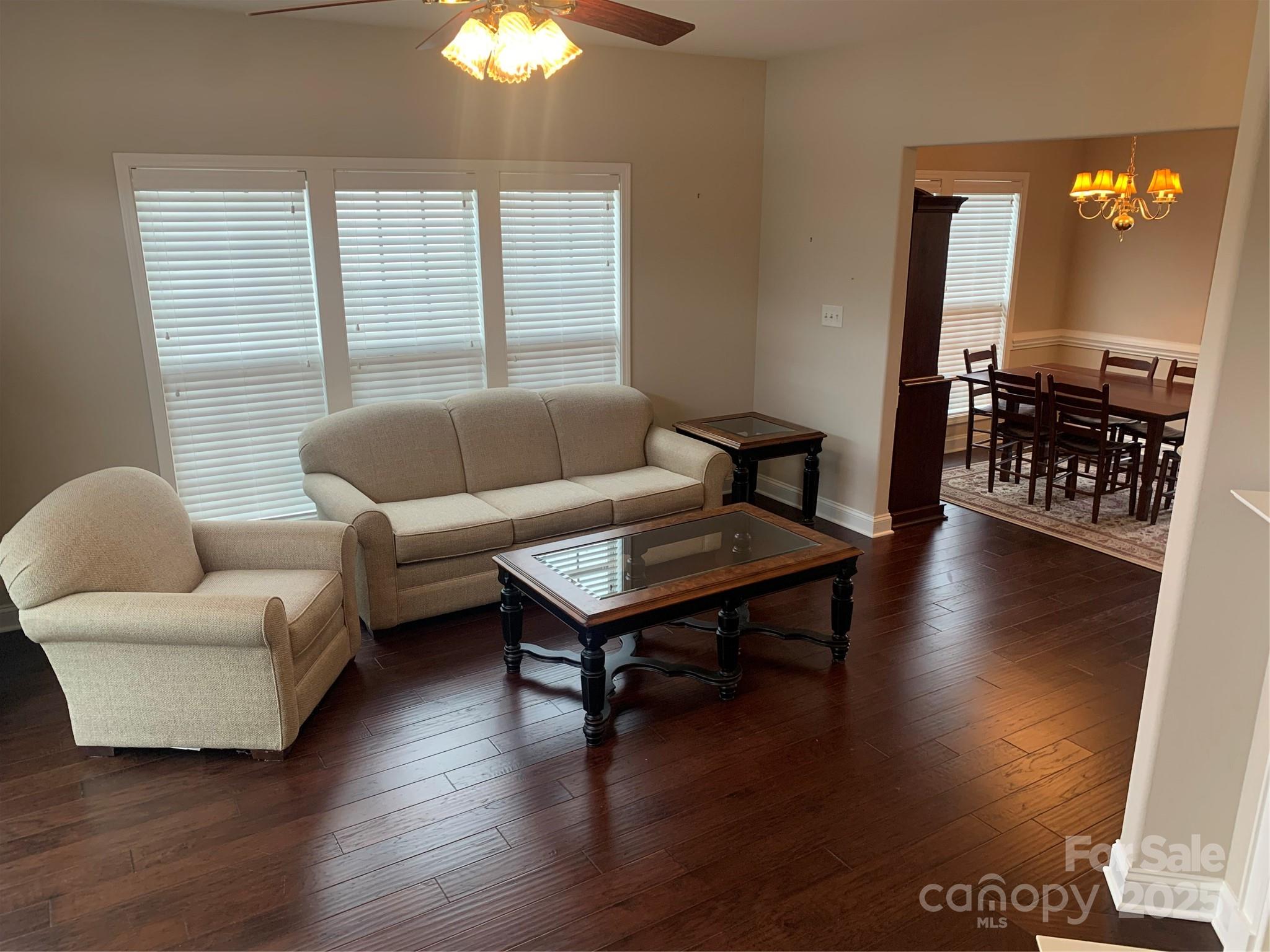 11622 Lioness Street