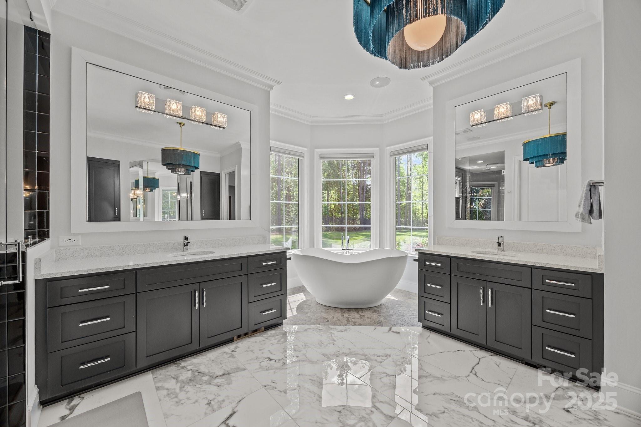 10170 Enclave Circle