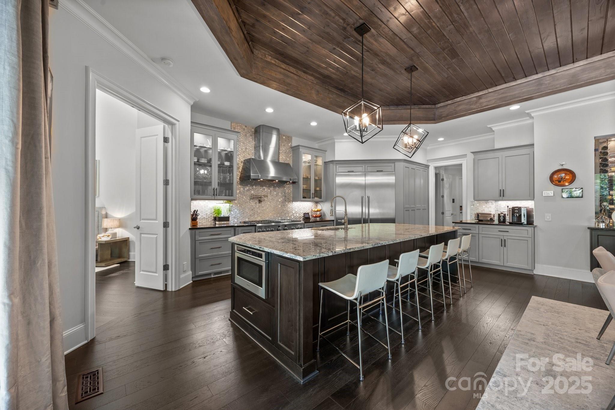 10170 Enclave Circle